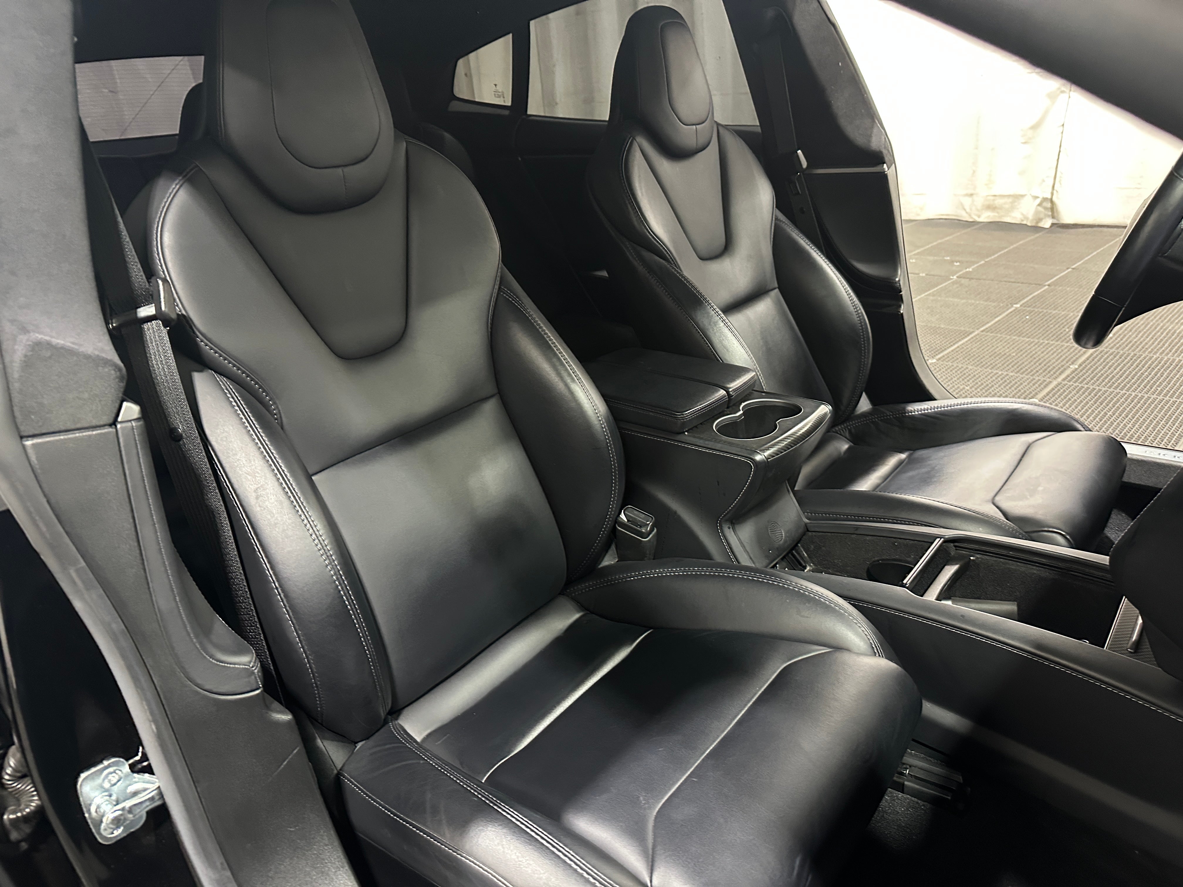 Used 2019 Tesla Model S Performance with VIN 5YJSA1E44KF337735 for sale in Auburn, WA