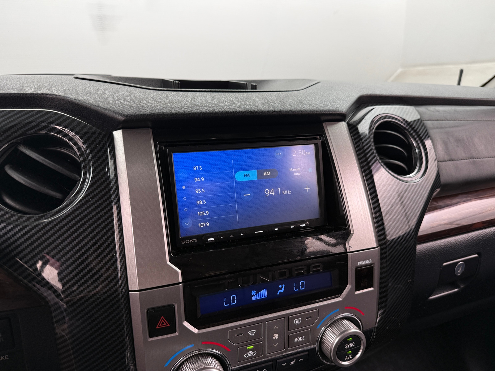 Thumbnail: 2017 Toyota Tundra - 3