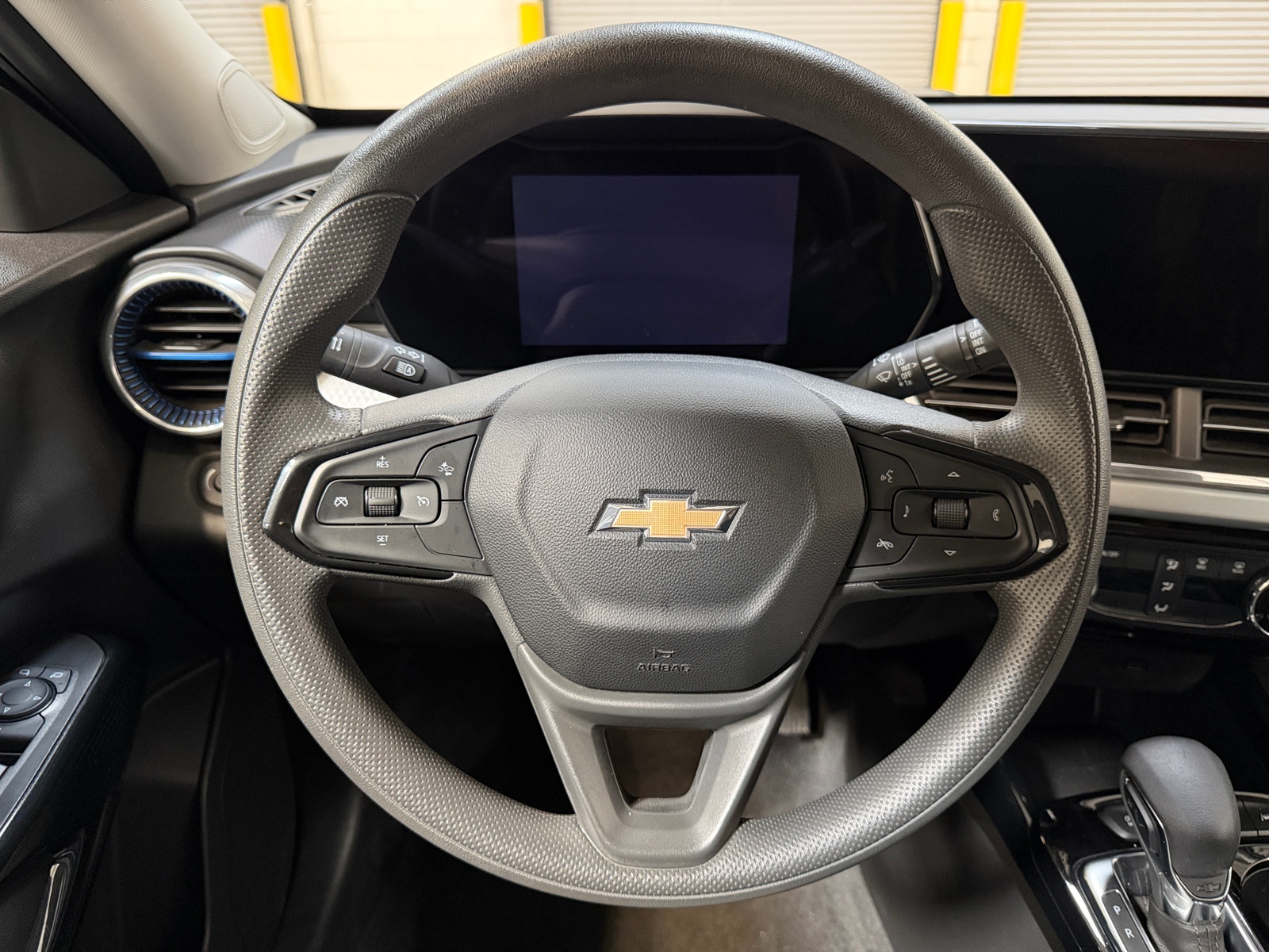 Thumbnail: 2025 Chevrolet Trax - 4