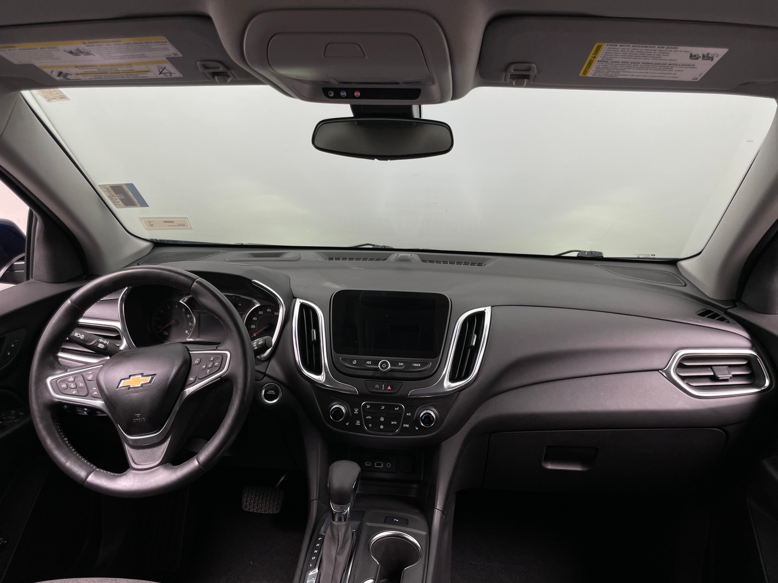 Thumbnail: 2022 Chevrolet Equinox - 3