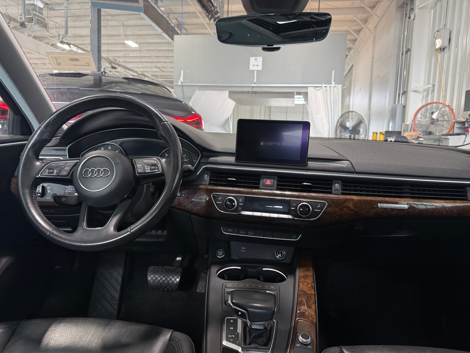 Thumbnail: 2019 Audi A4 - 2