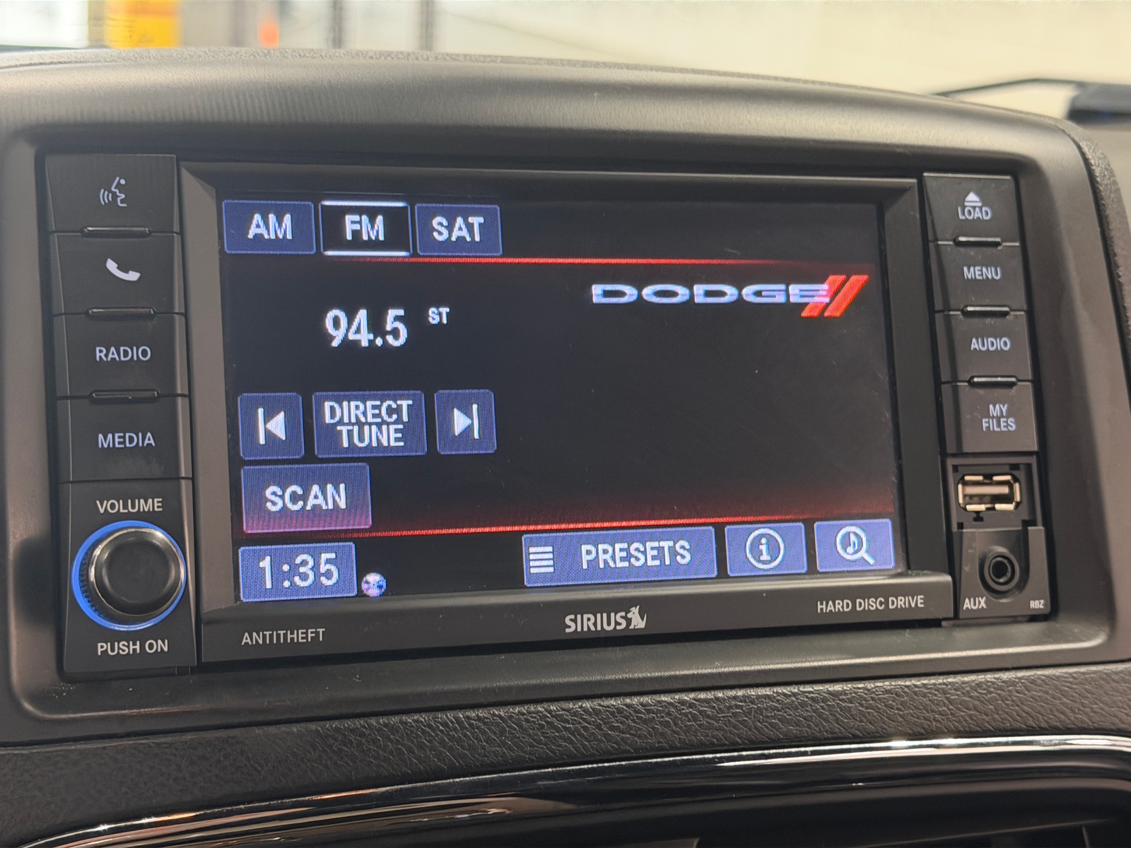 Thumbnail: 2018 Dodge Grand Caravan - 3