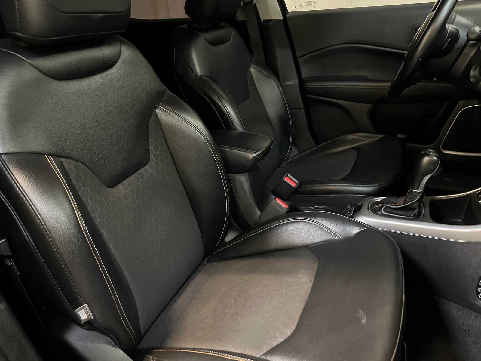 Thumbnail: 2020 Jeep Compass - 2