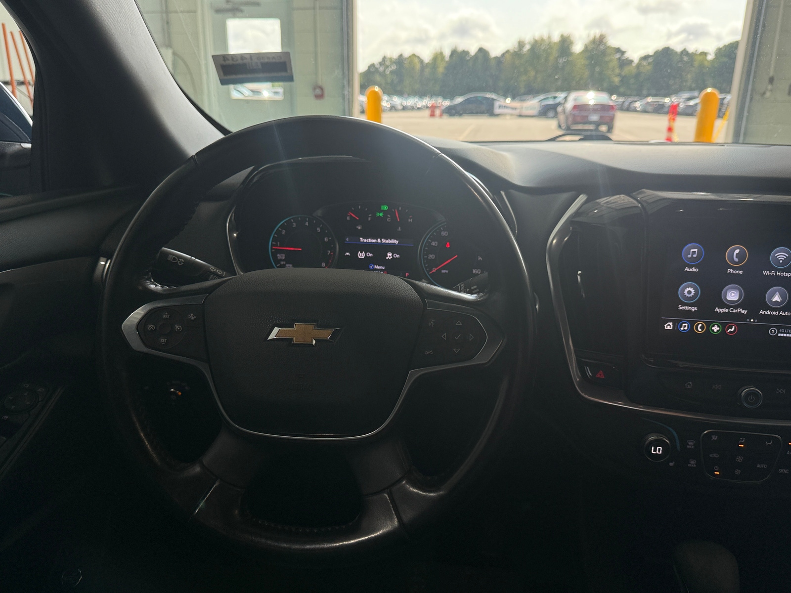 Thumbnail: 2022 Chevrolet Traverse - 5