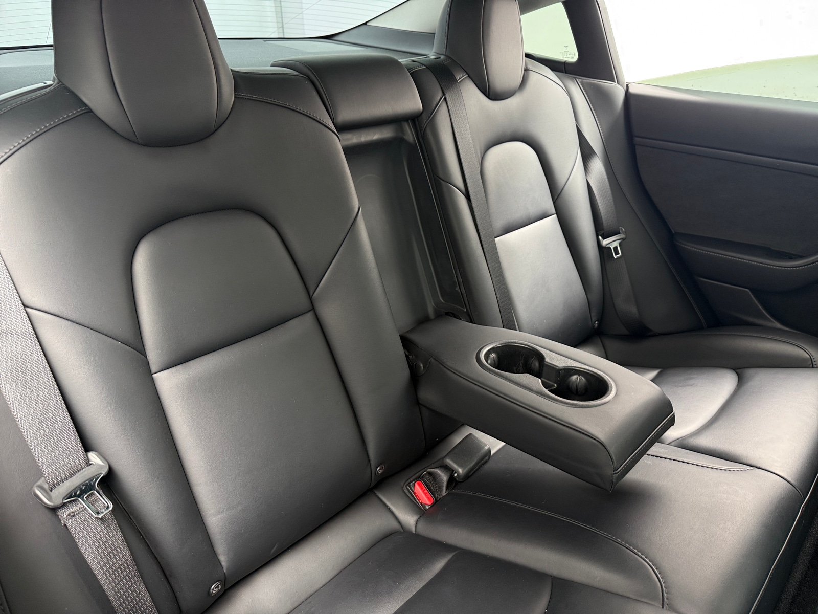 Thumbnail: 2021 Tesla Model 3 - 5