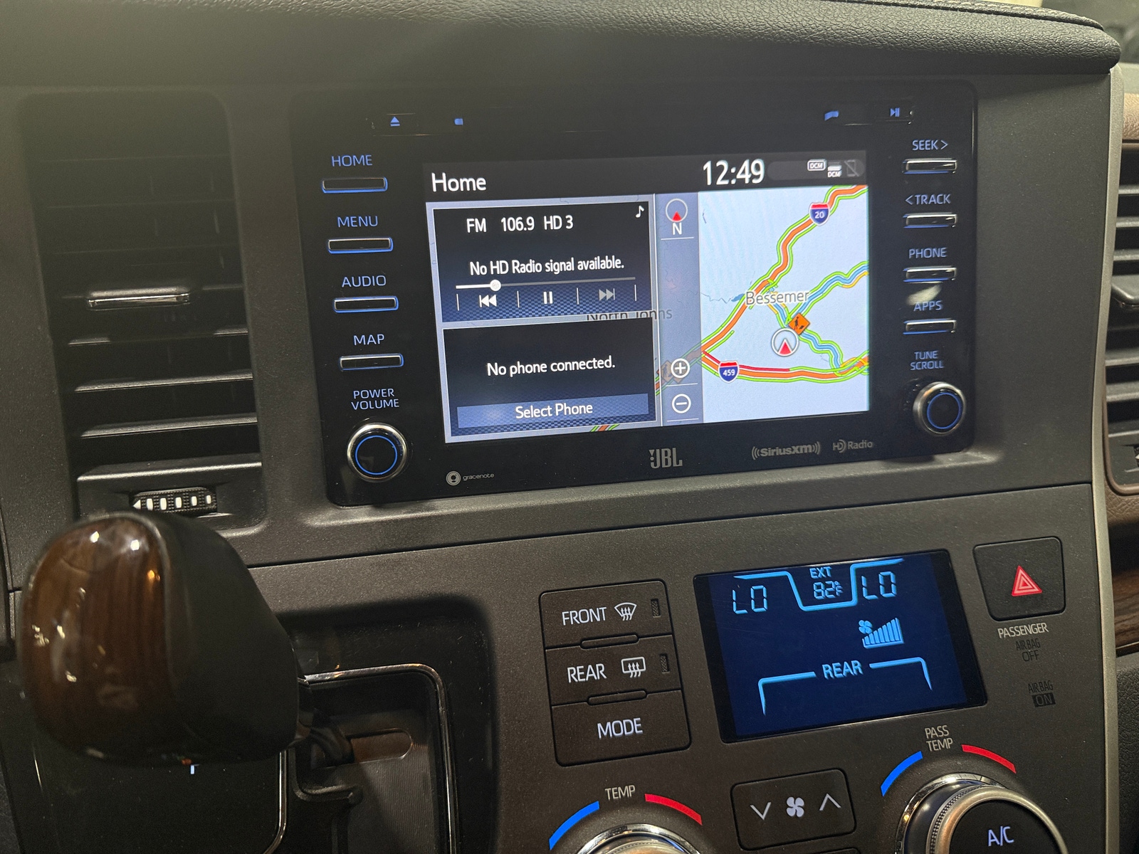 Thumbnail: 2020 Toyota Sienna - 4