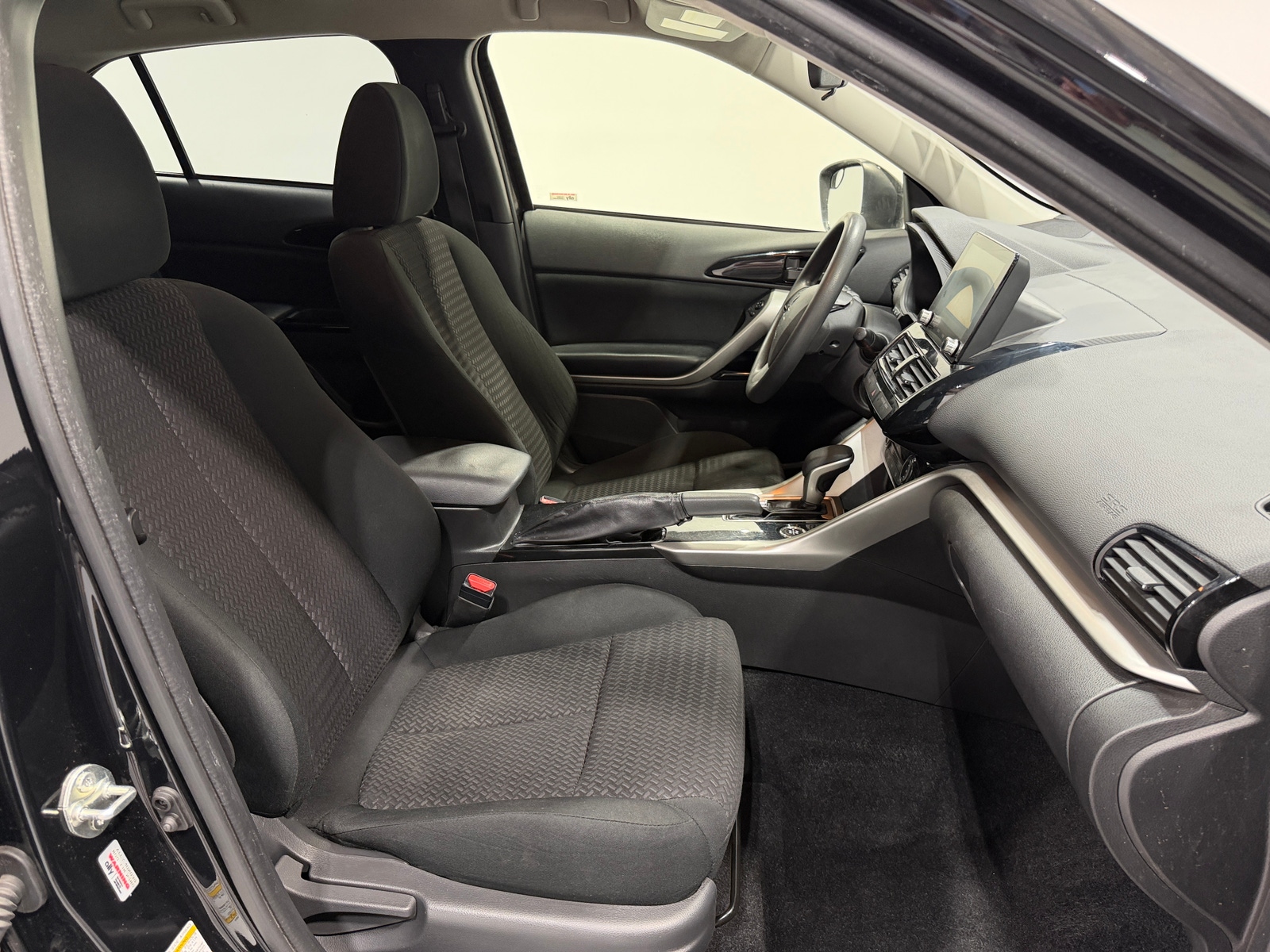 Thumbnail: 2023 Mitsubishi Eclipse Cross - 2