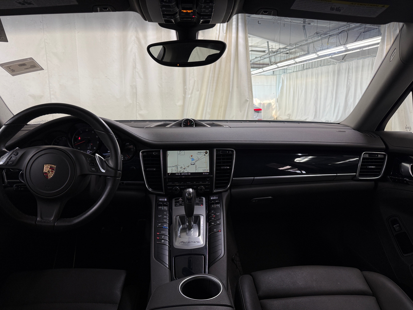Thumbnail: 2015 Porsche Panamera - 3