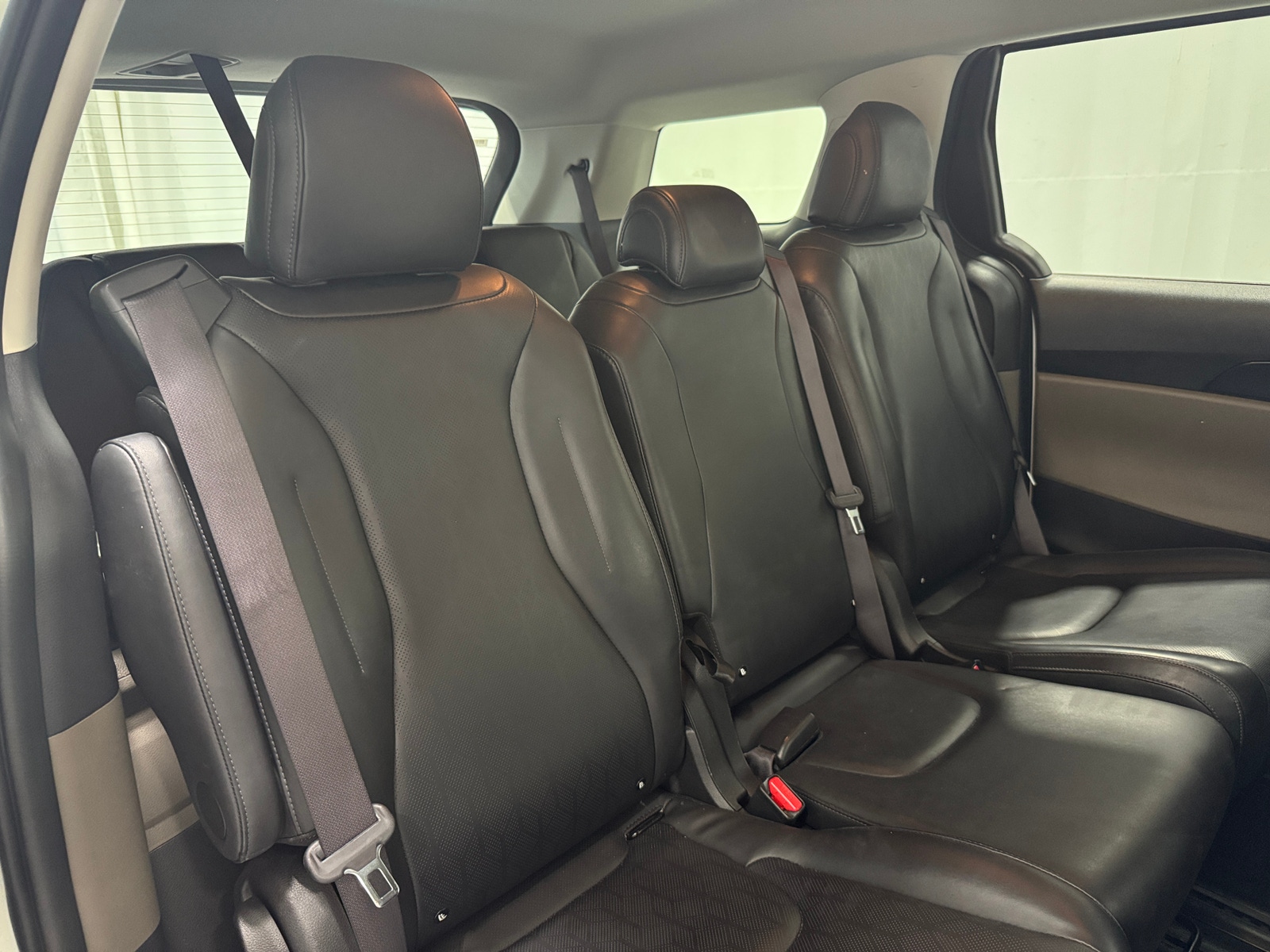 Thumbnail: 2025 Kia Carnival - 5