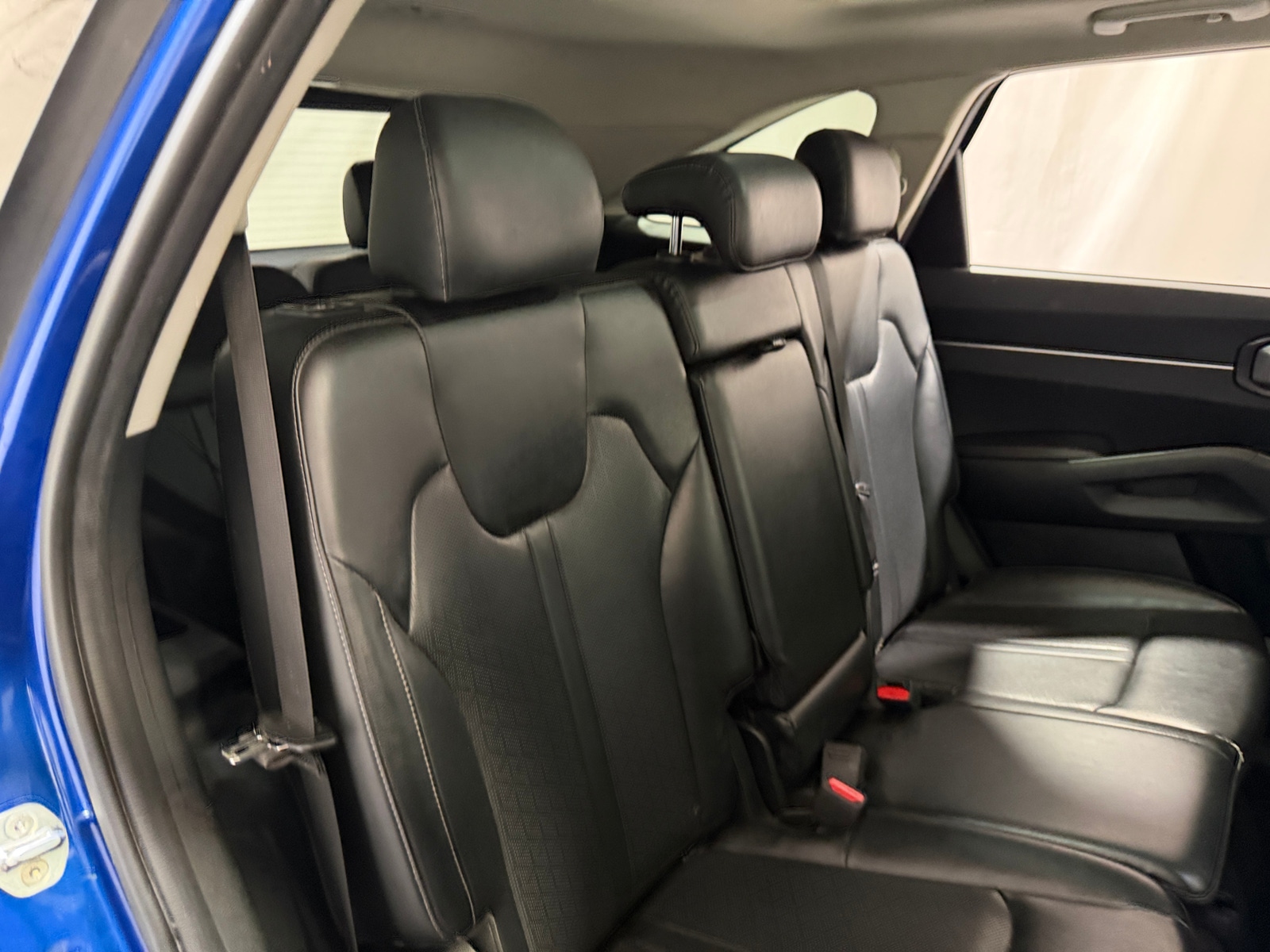 Thumbnail: 2022 Kia Sorento - 5