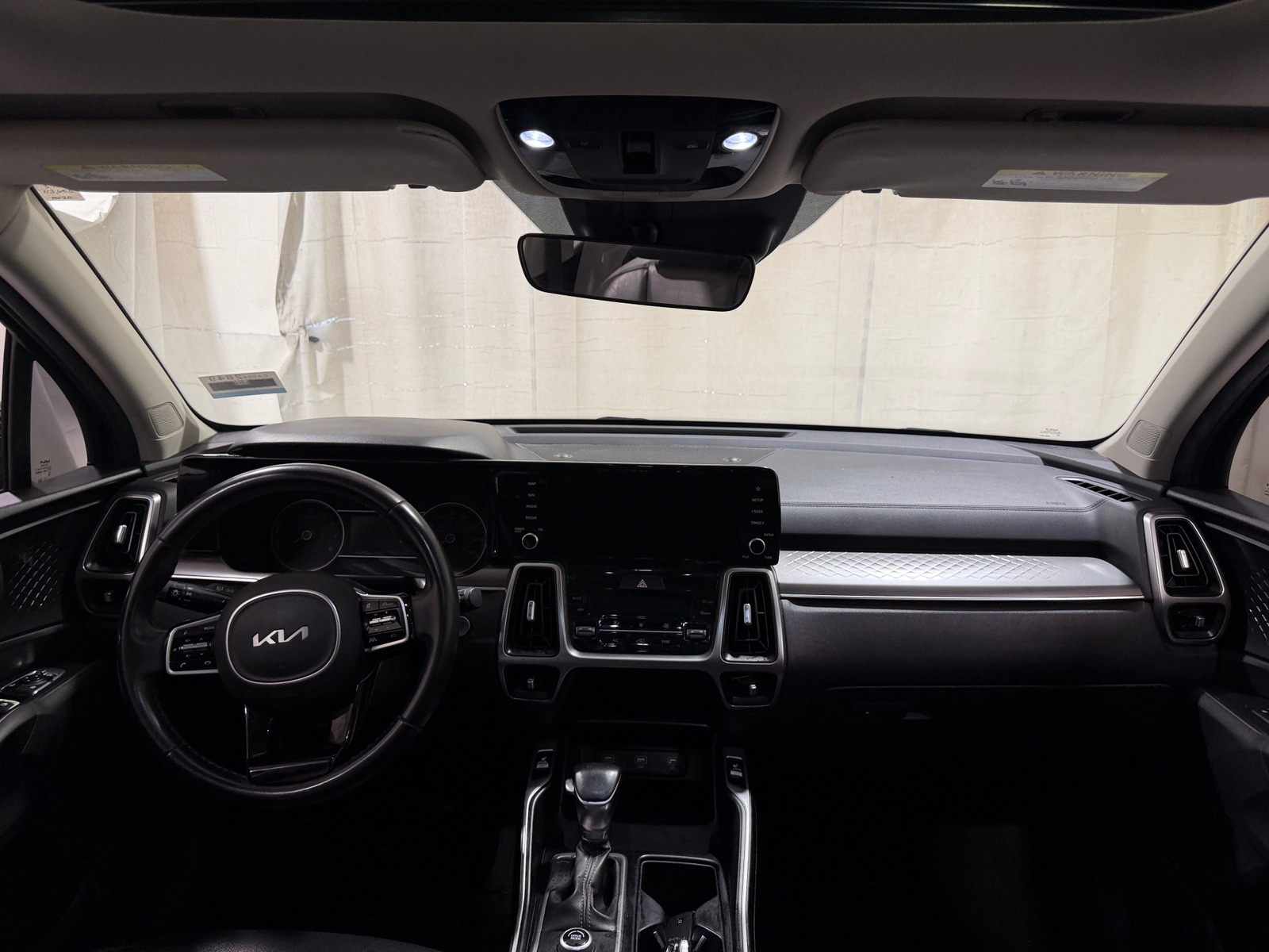 Thumbnail: 2022 Kia Sorento - 2