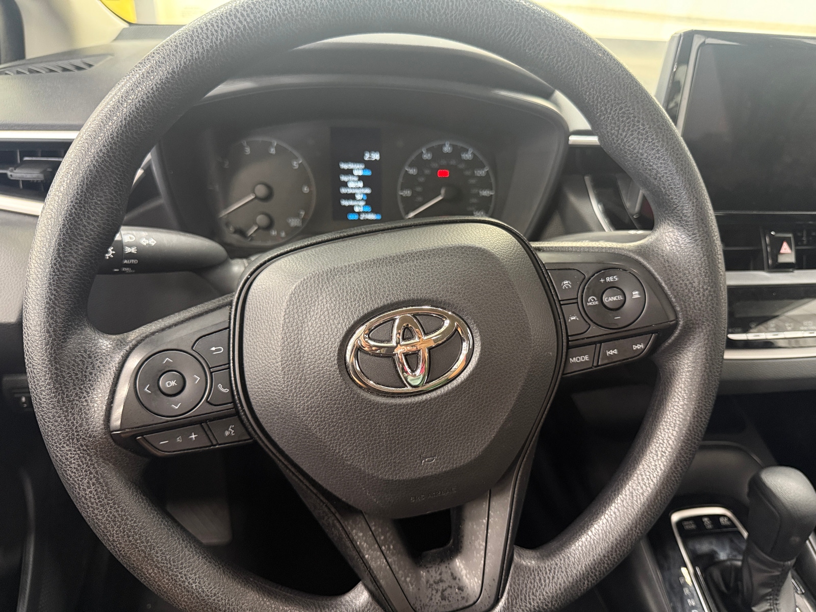 Thumbnail: 2025 Toyota Corolla - 5