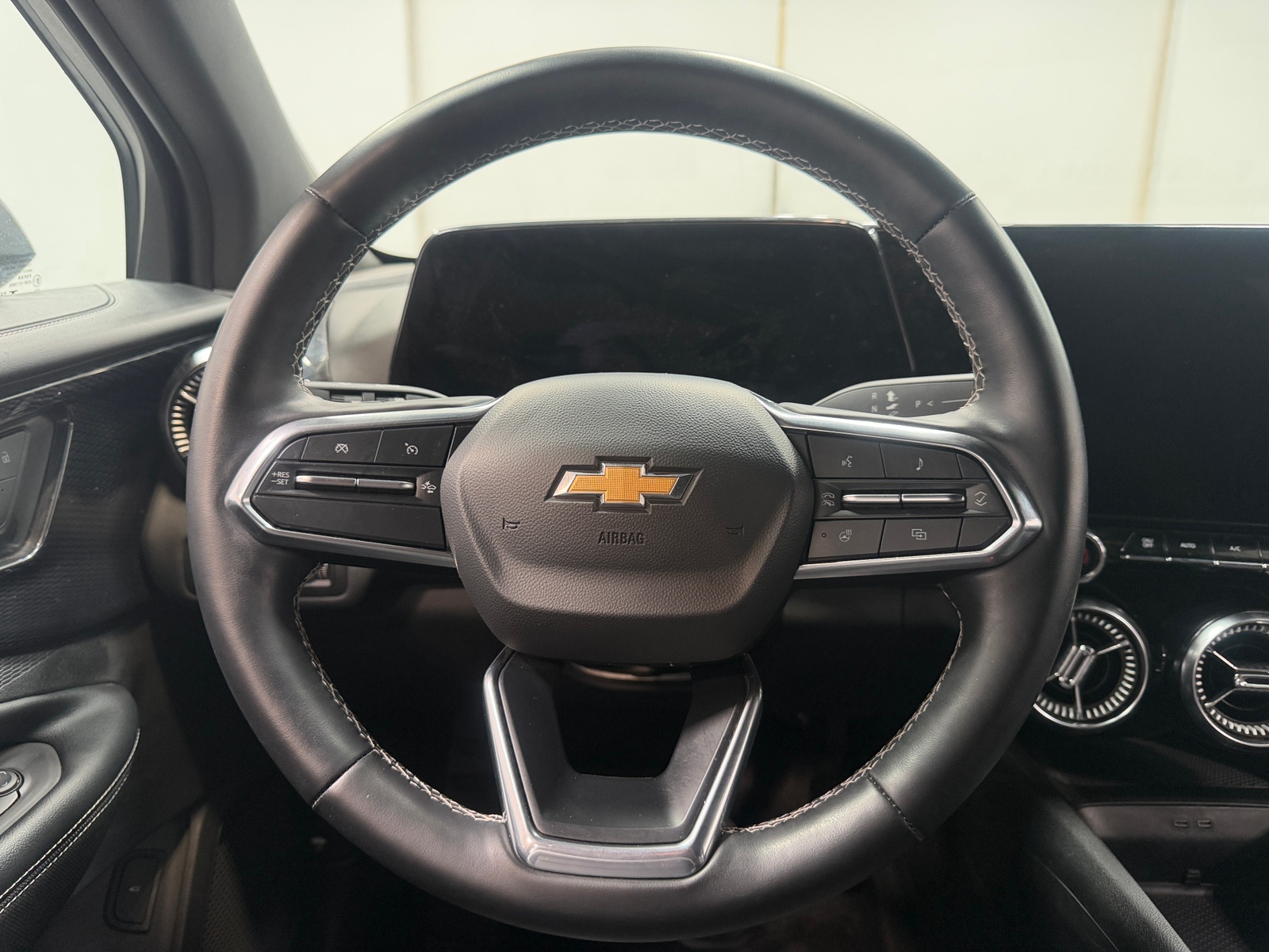 Thumbnail: 2024 Chevrolet Blazer EV - 4