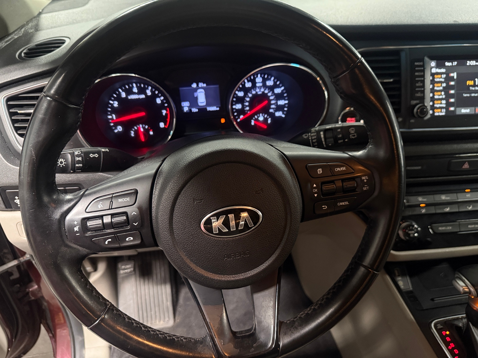 Thumbnail: 2019 Kia Sedona - 4