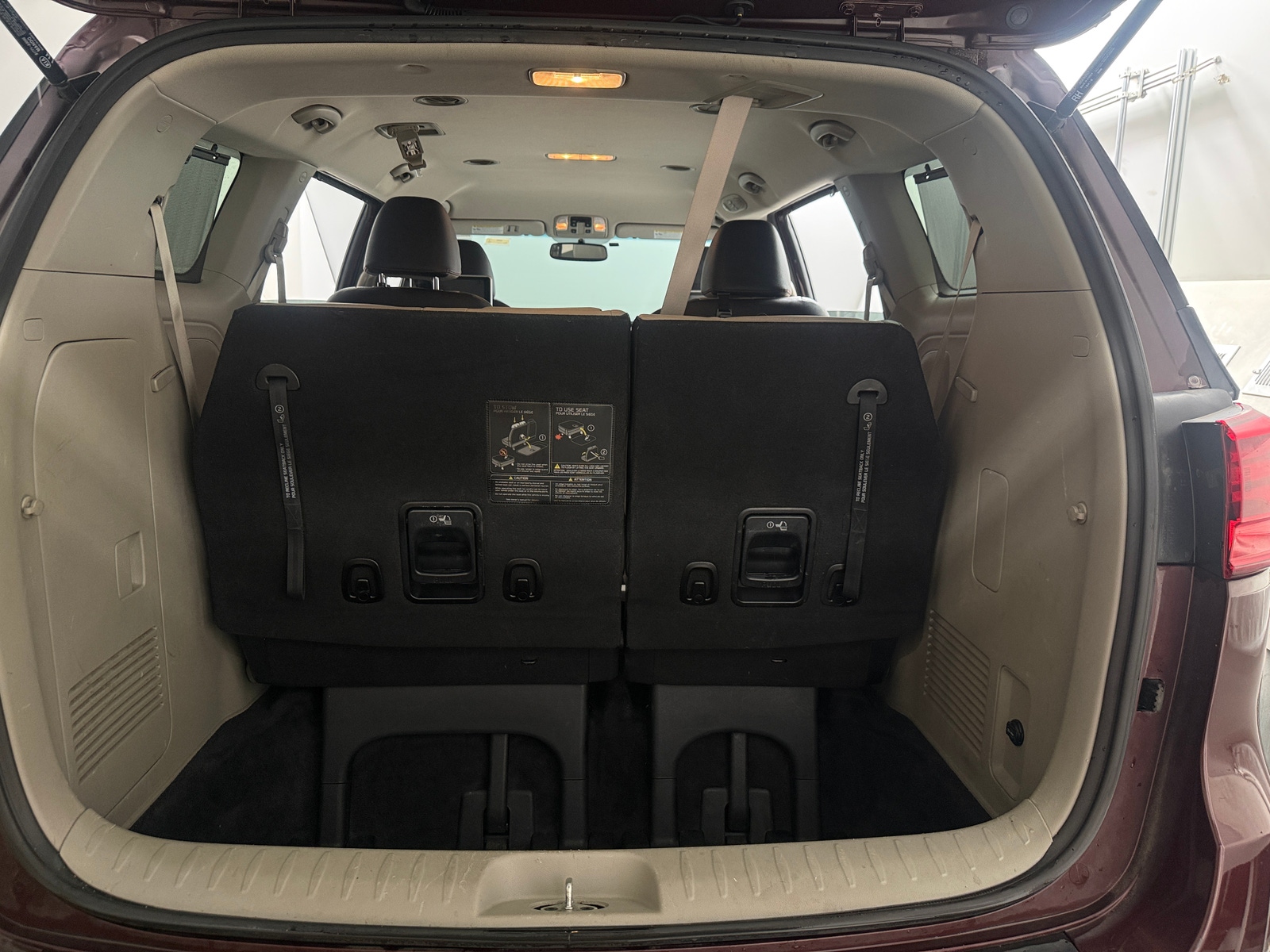 Thumbnail: 2019 Kia Sedona - 6