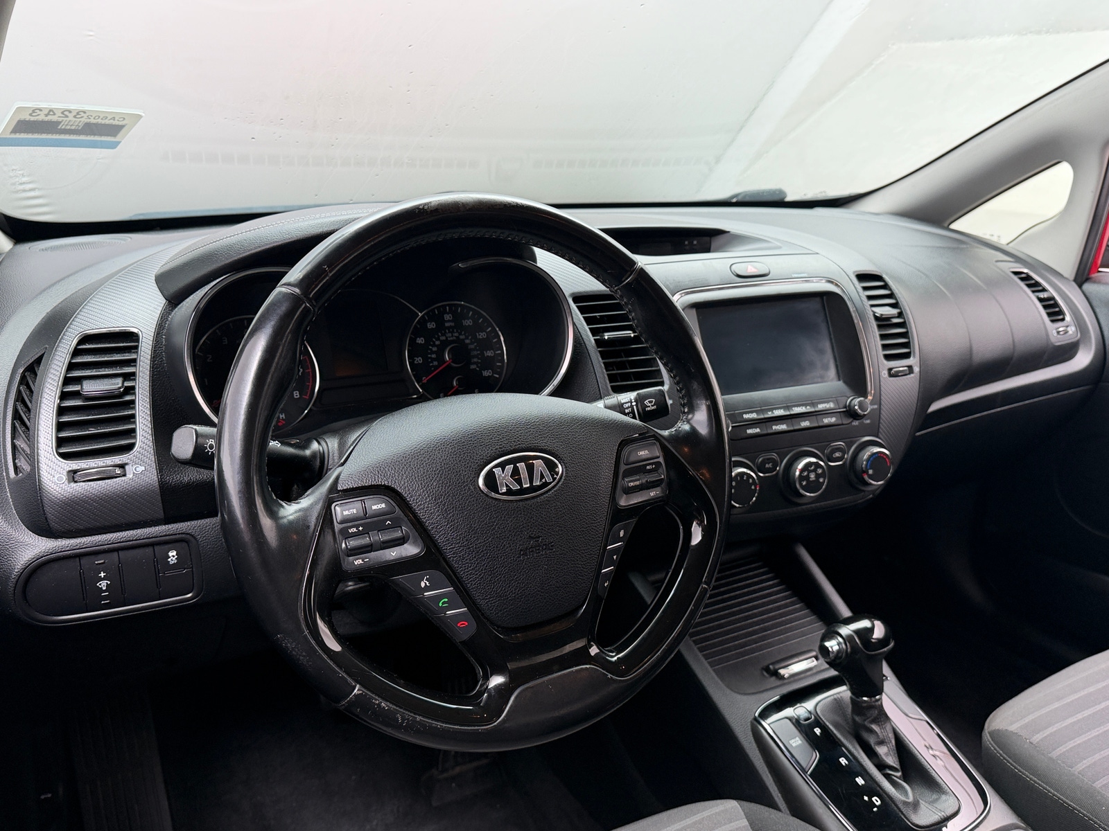 Thumbnail: 2017 Kia Forte - 3