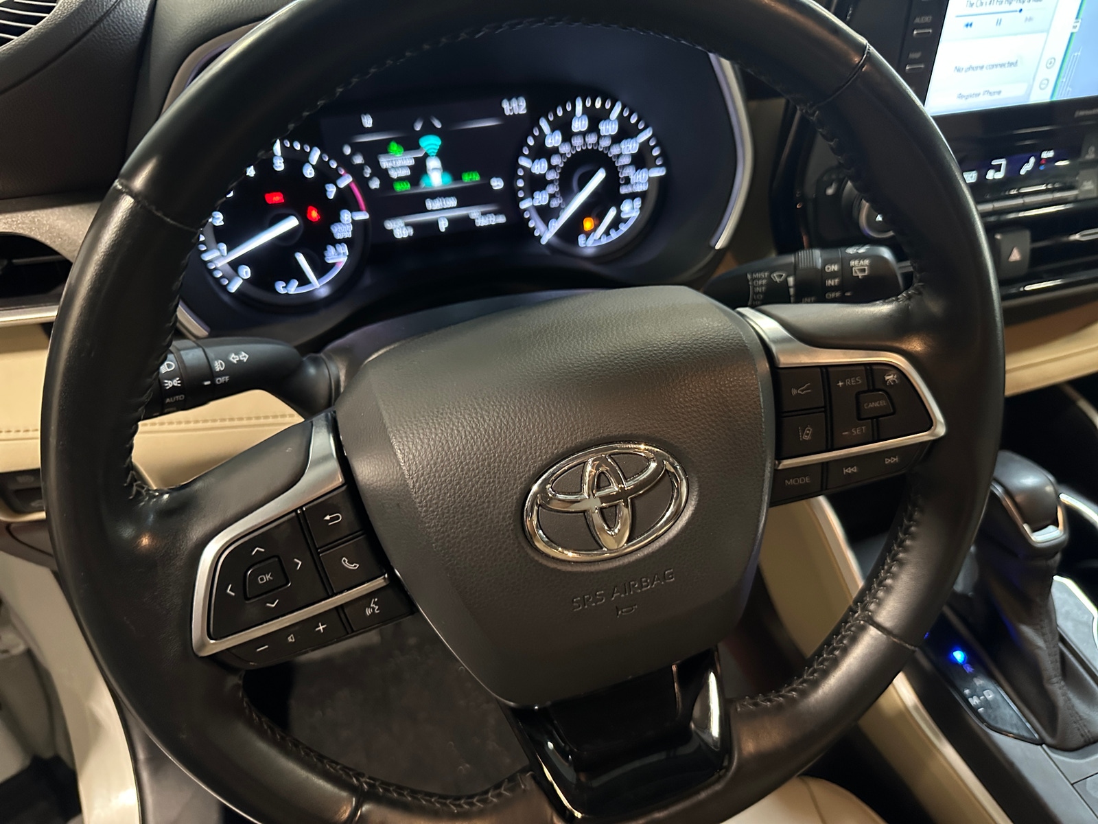 Thumbnail: 2021 Toyota Highlander - 4