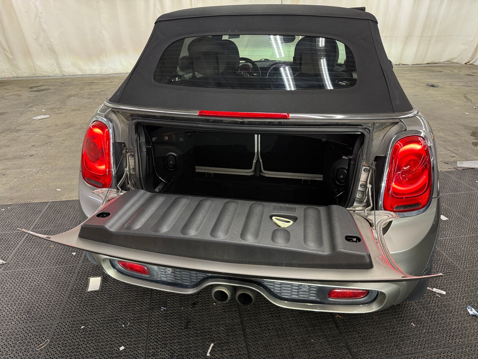 Thumbnail: 2016 MINI Cooper Convertible - 7