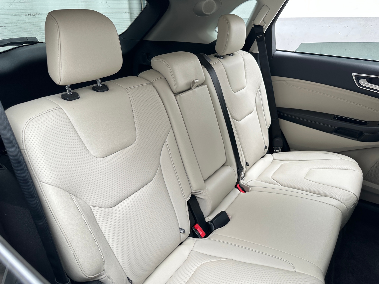 Thumbnail: 2017 Ford Edge - 5