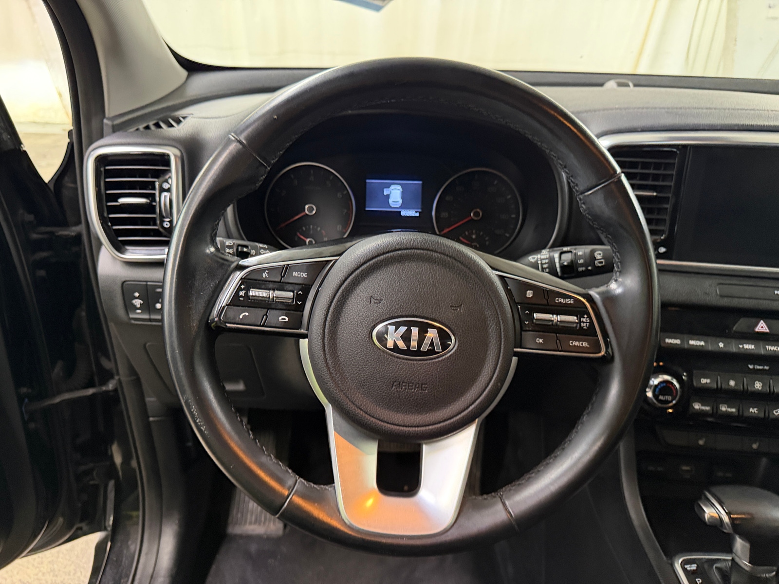 Thumbnail: 2020 Kia Sportage - 4