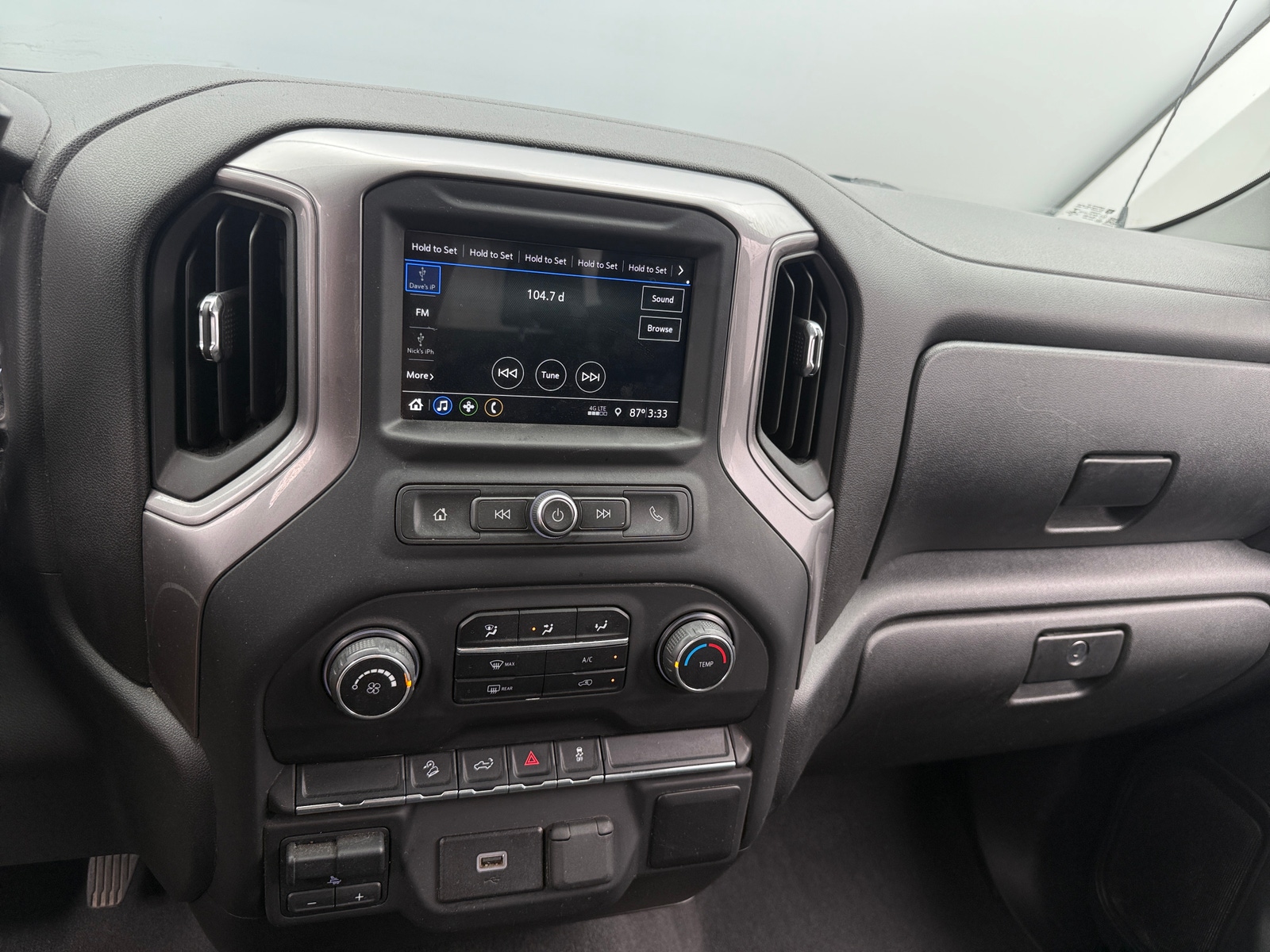 Thumbnail: 2019 Chevrolet Silverado 1500 - 4
