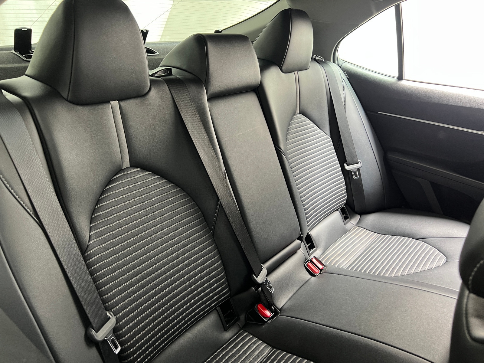 Thumbnail: 2022 Toyota Camry - 6