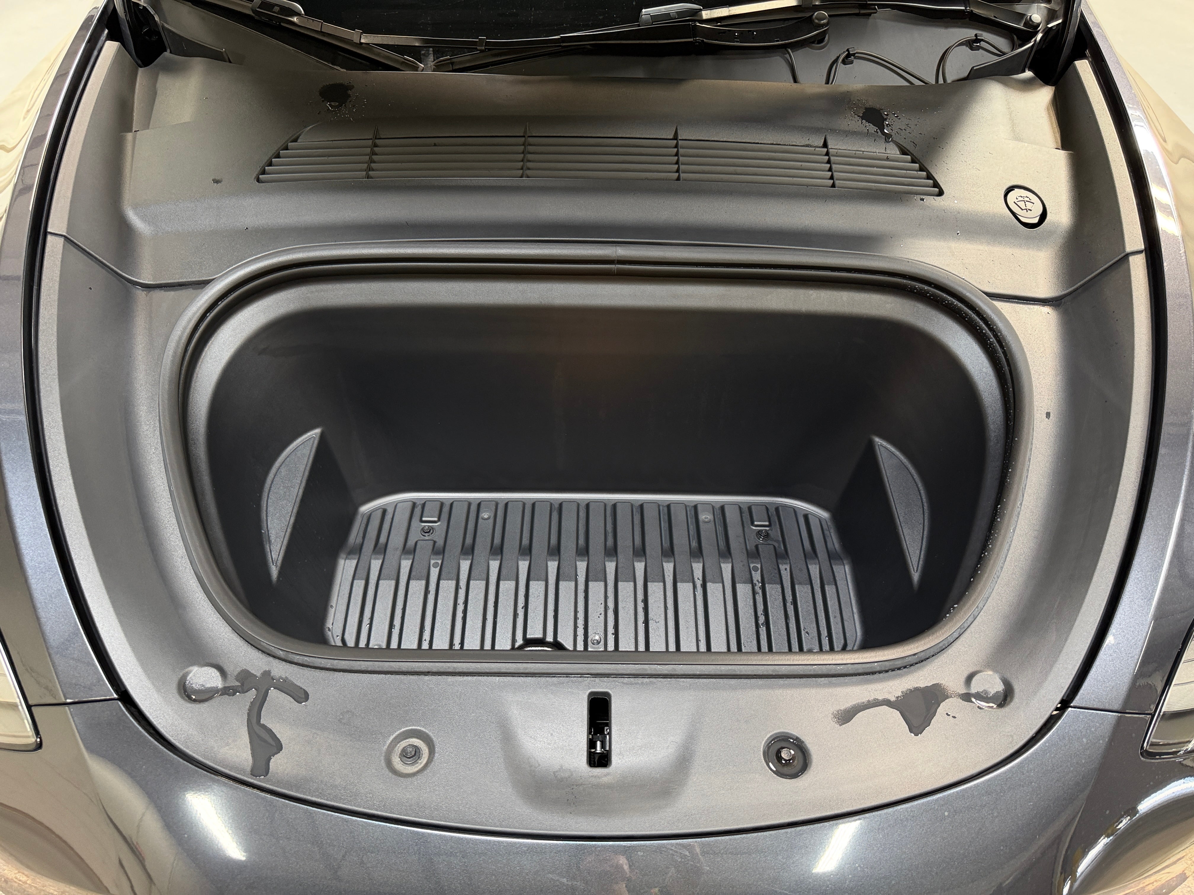 Used 2024 Tesla Model Y Long Range with VIN 7SAYGDED8RF095278 for sale in Auburn, WA
