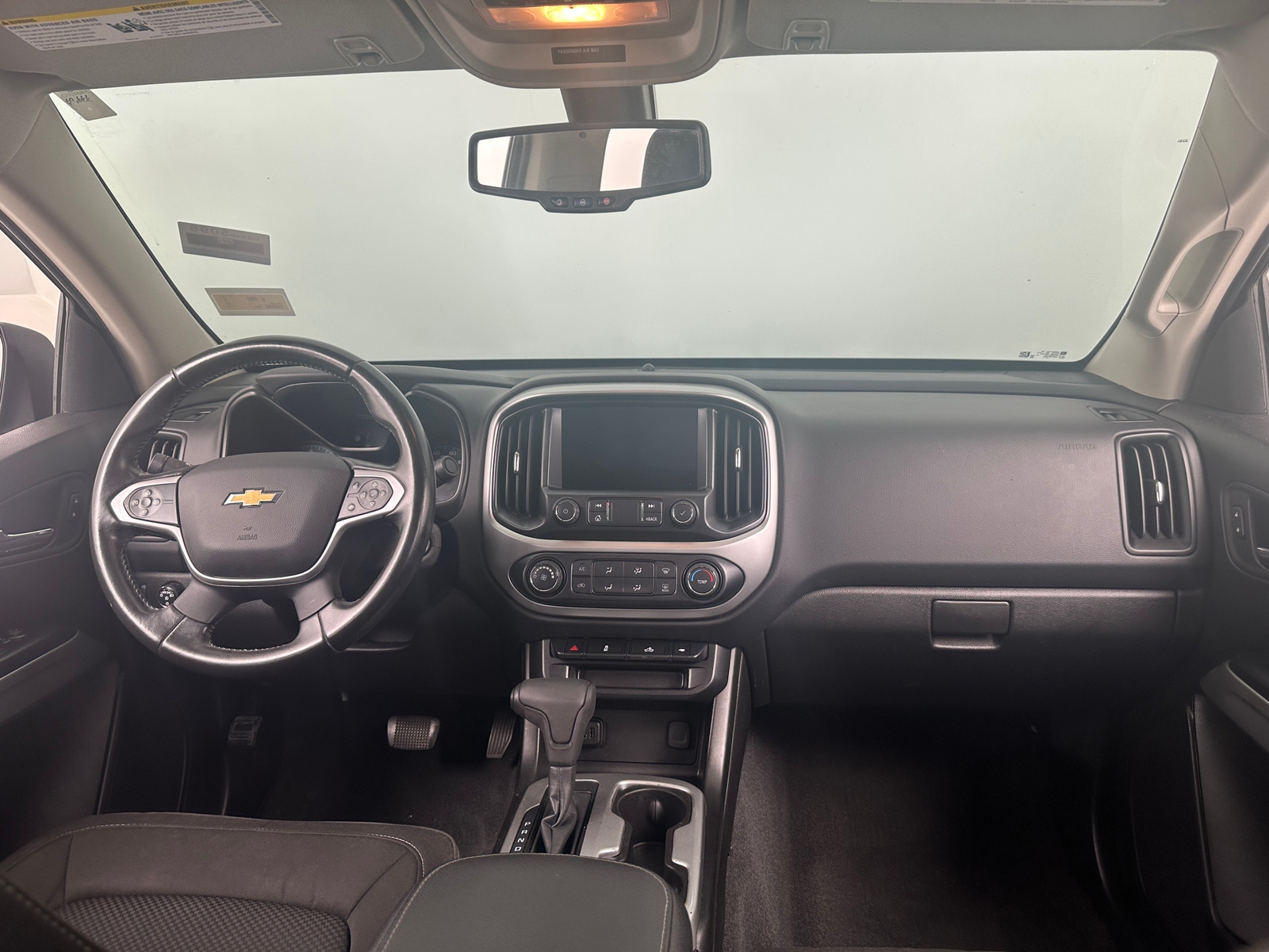 Thumbnail: 2021 Chevrolet Colorado - 3
