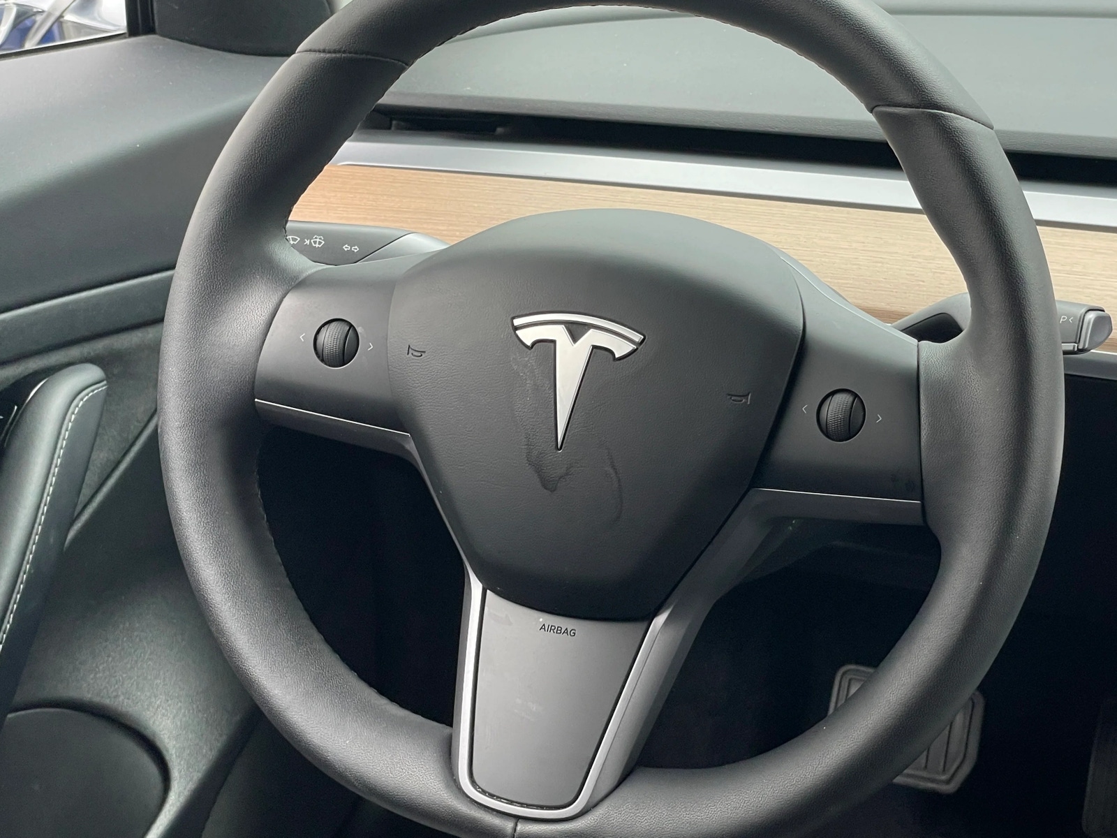 Thumbnail: 2020 Tesla Model 3 - 4