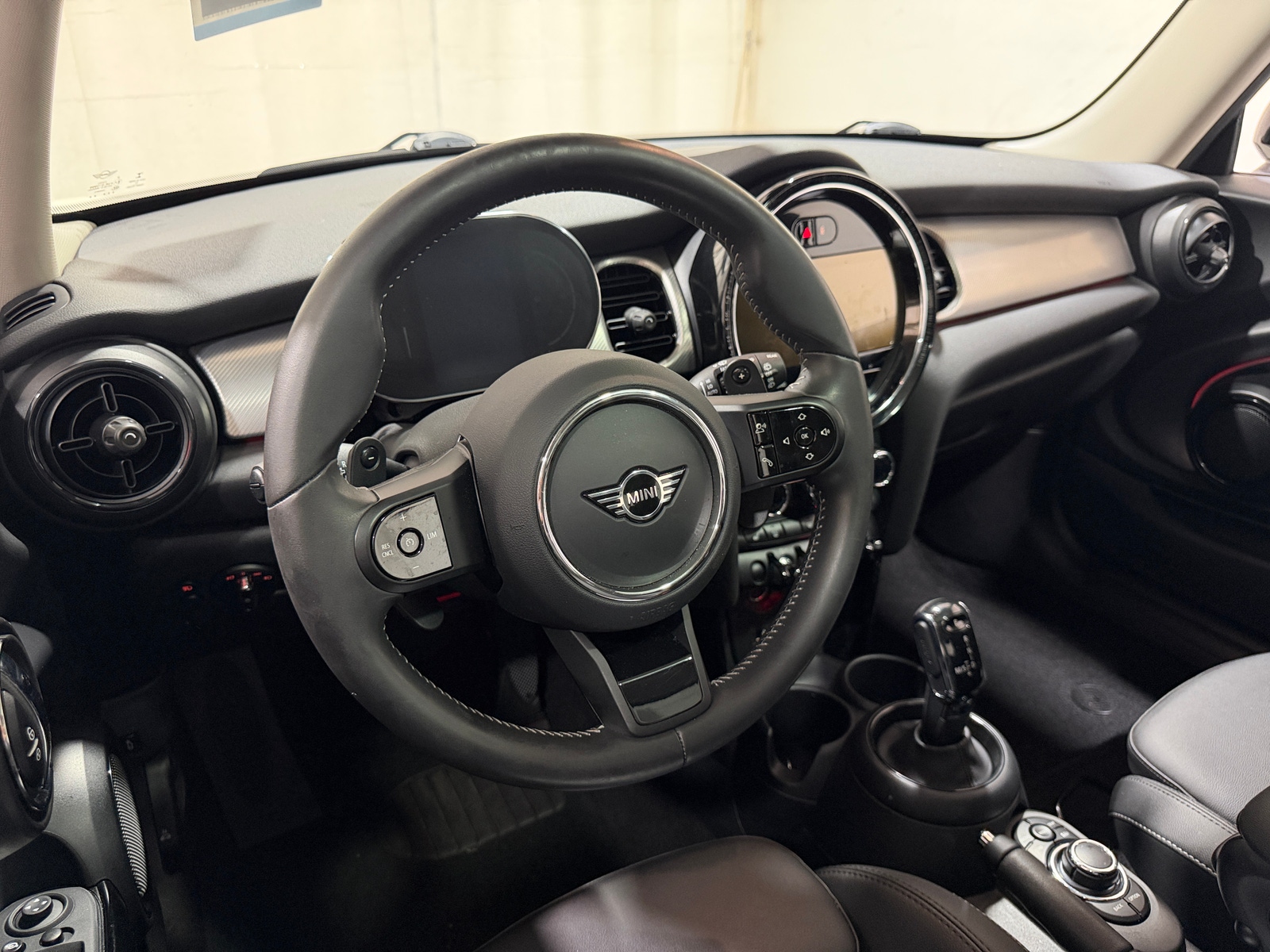 Thumbnail: 2023 MINI Cooper Hardtop - 2