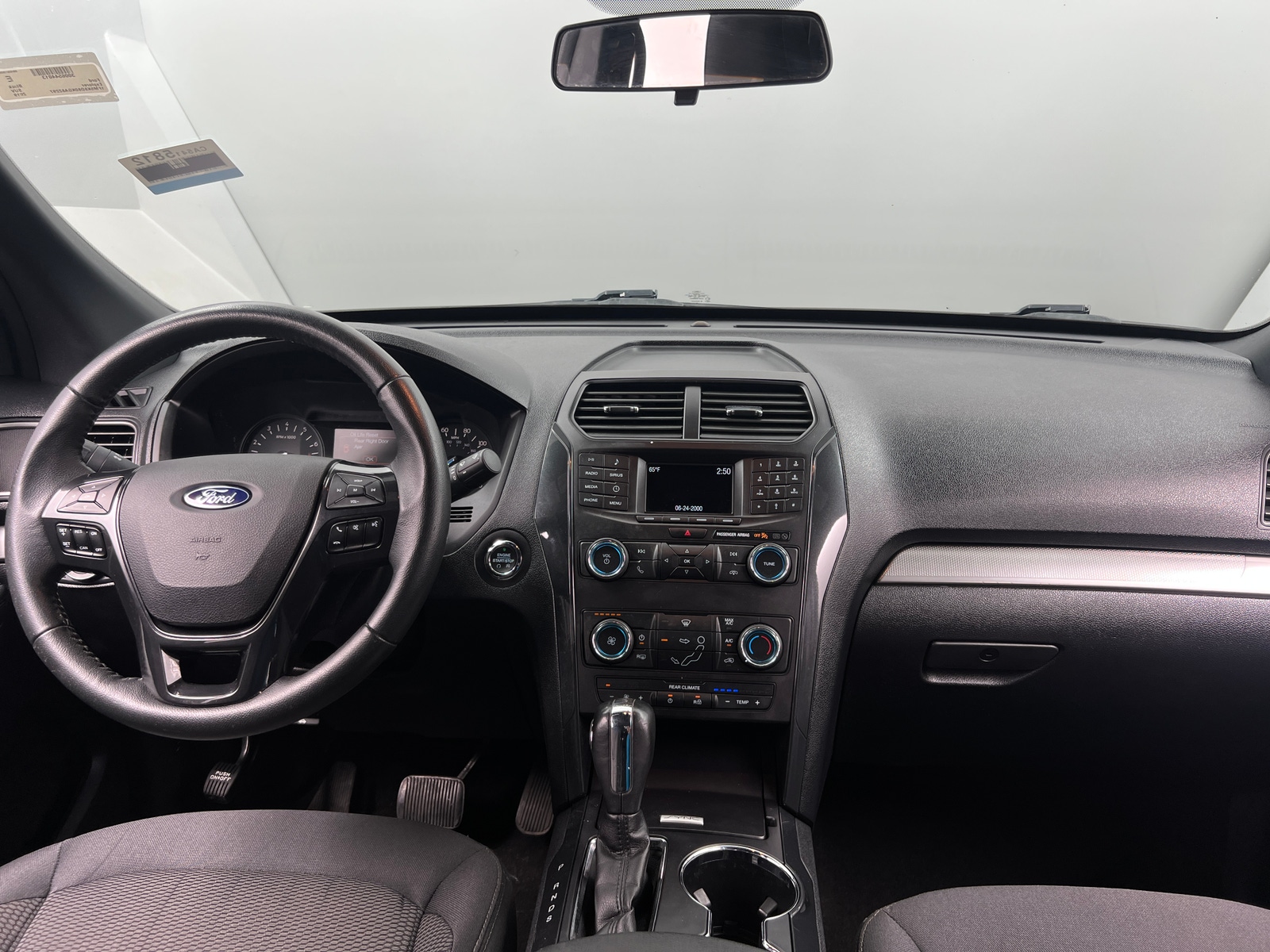 Thumbnail: 2019 Ford Explorer - 3