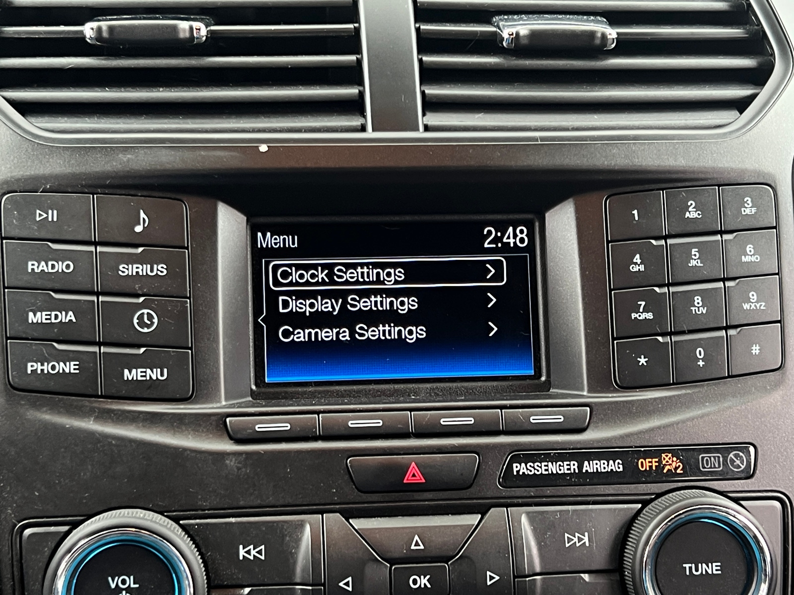 Thumbnail: 2019 Ford Explorer - 4