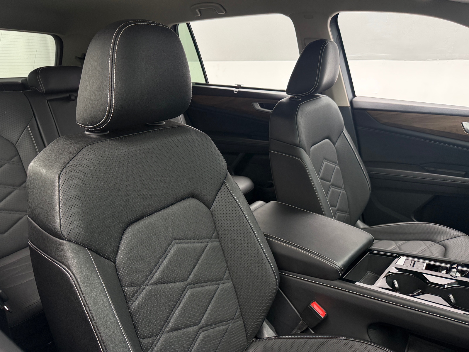 Thumbnail: 2025 Volkswagen Atlas - 2