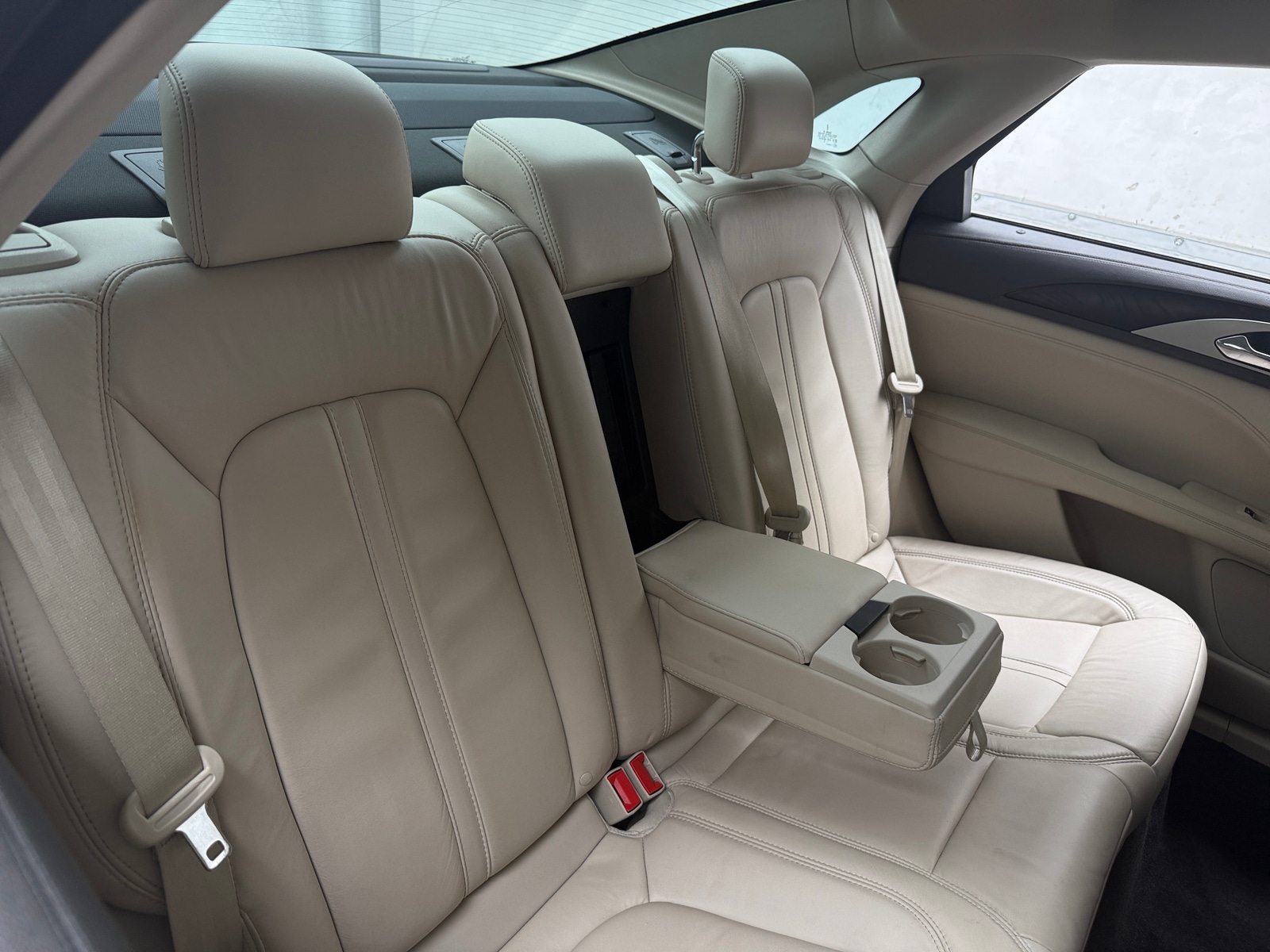 Thumbnail: 2017 Lincoln MKZ - 5