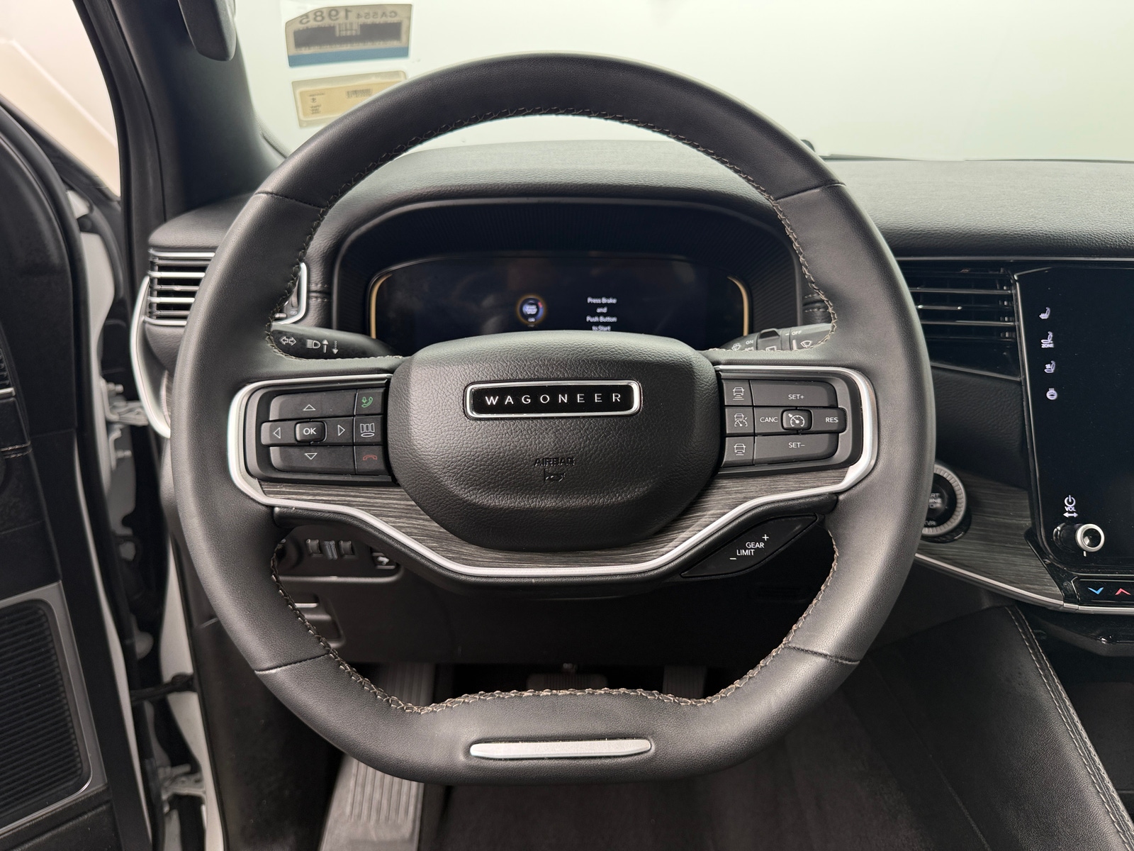 Thumbnail: 2024 Jeep Wagoneer - 4