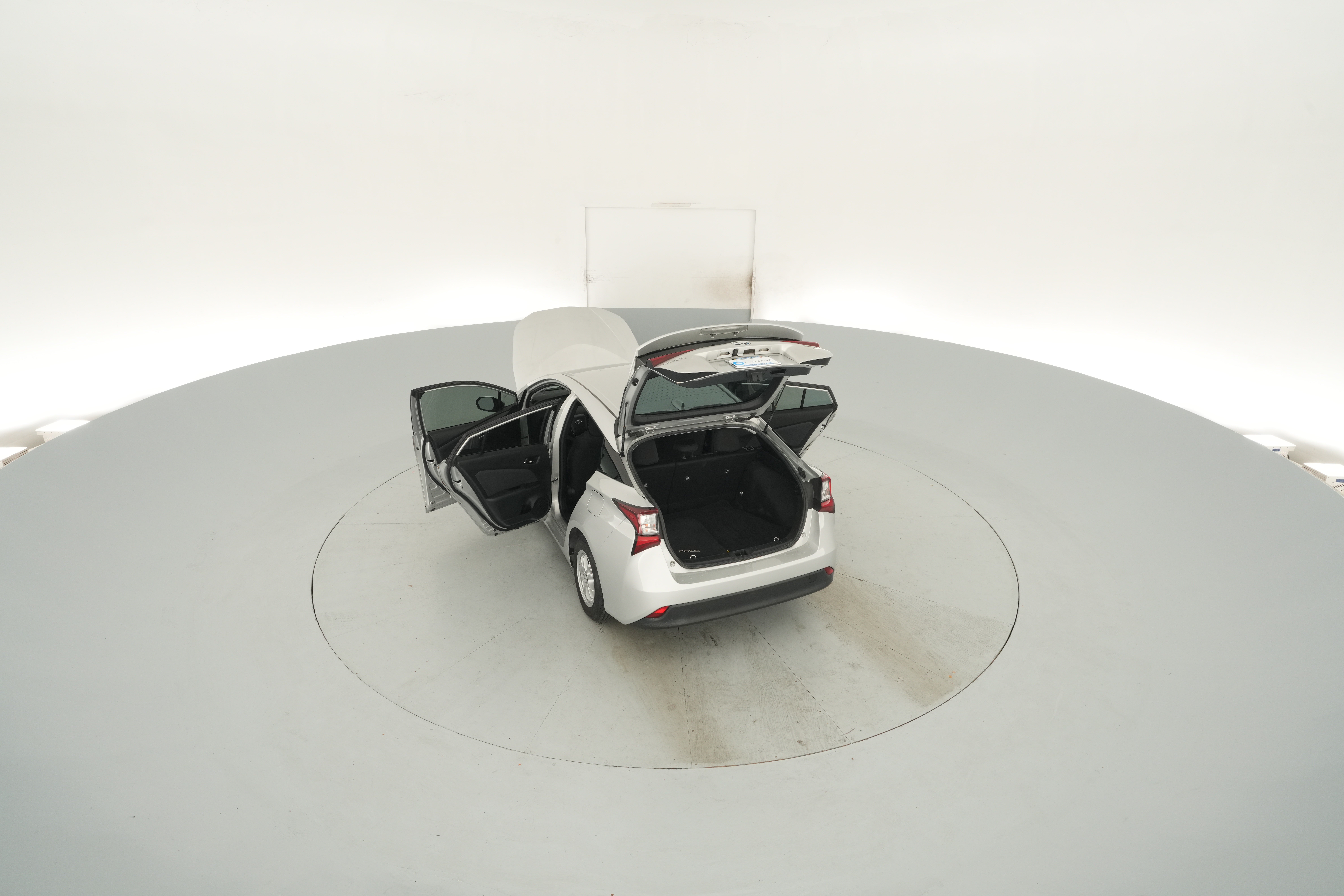 2022 Toyota Prius L Eco - Photo 42