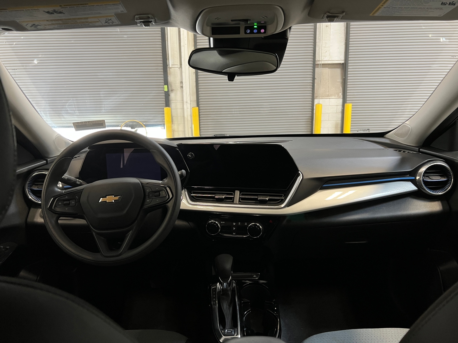 Thumbnail: 2025 Chevrolet Trax - 2