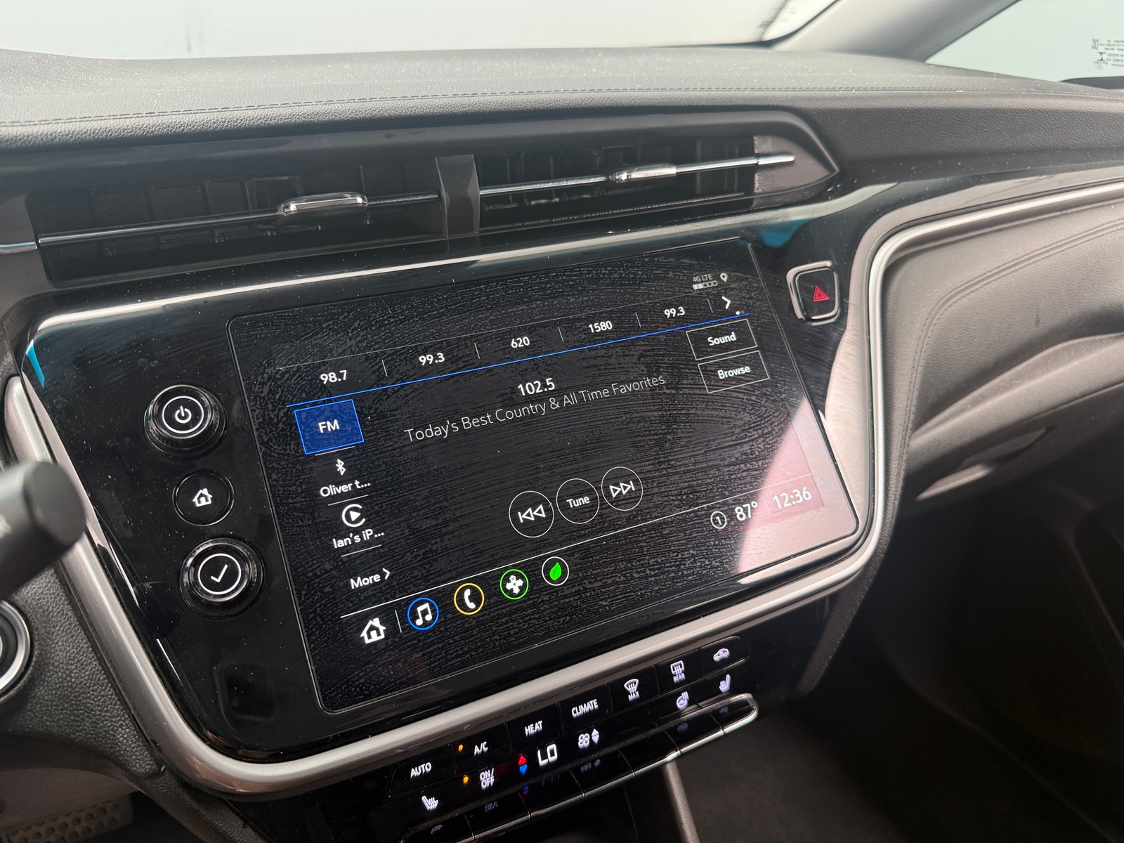 Thumbnail: 2023 Chevrolet Bolt EV - 4
