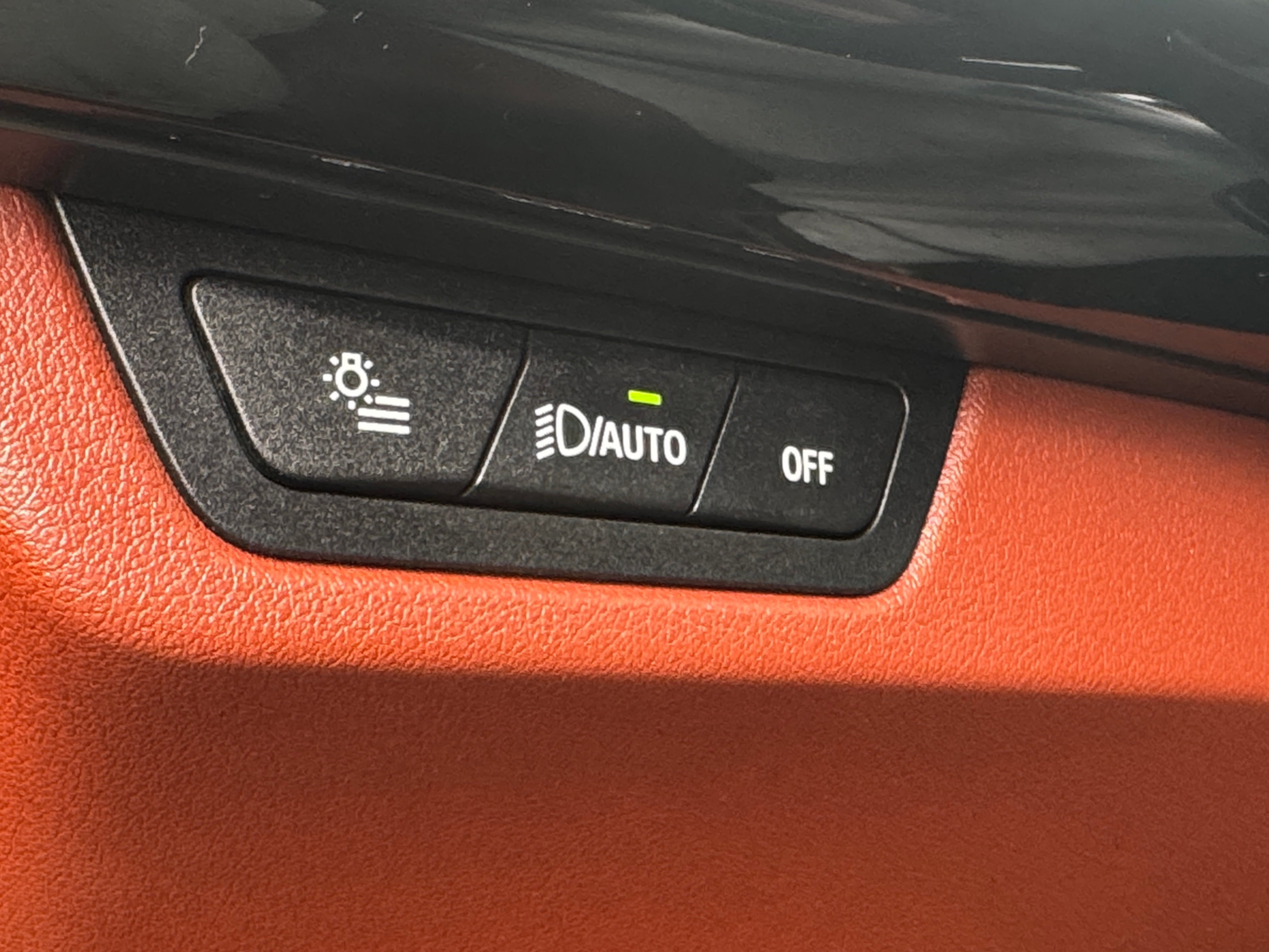 2026 BMW X1 28i - Photo 2