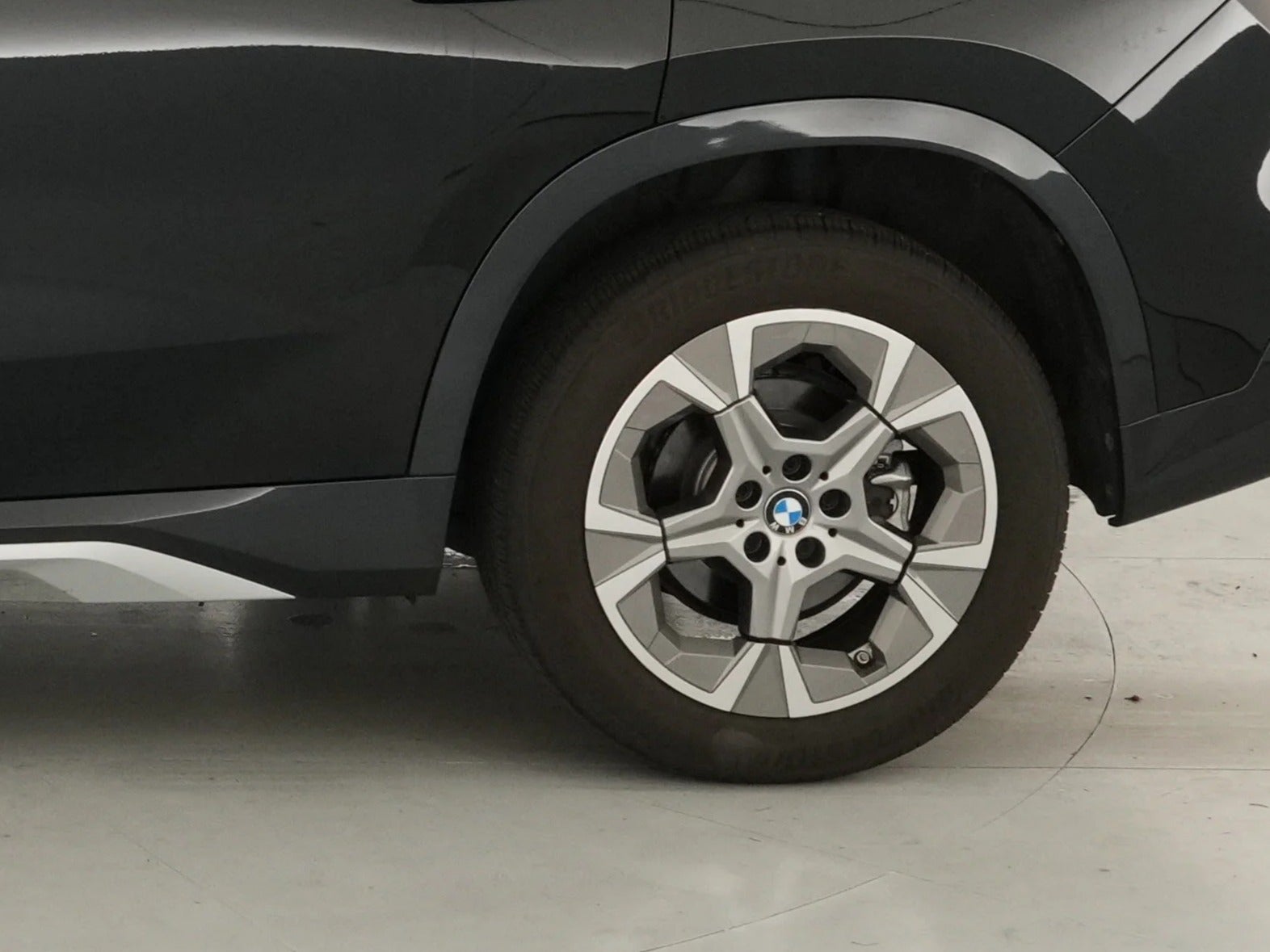2026 BMW X1 28i - Photo 18