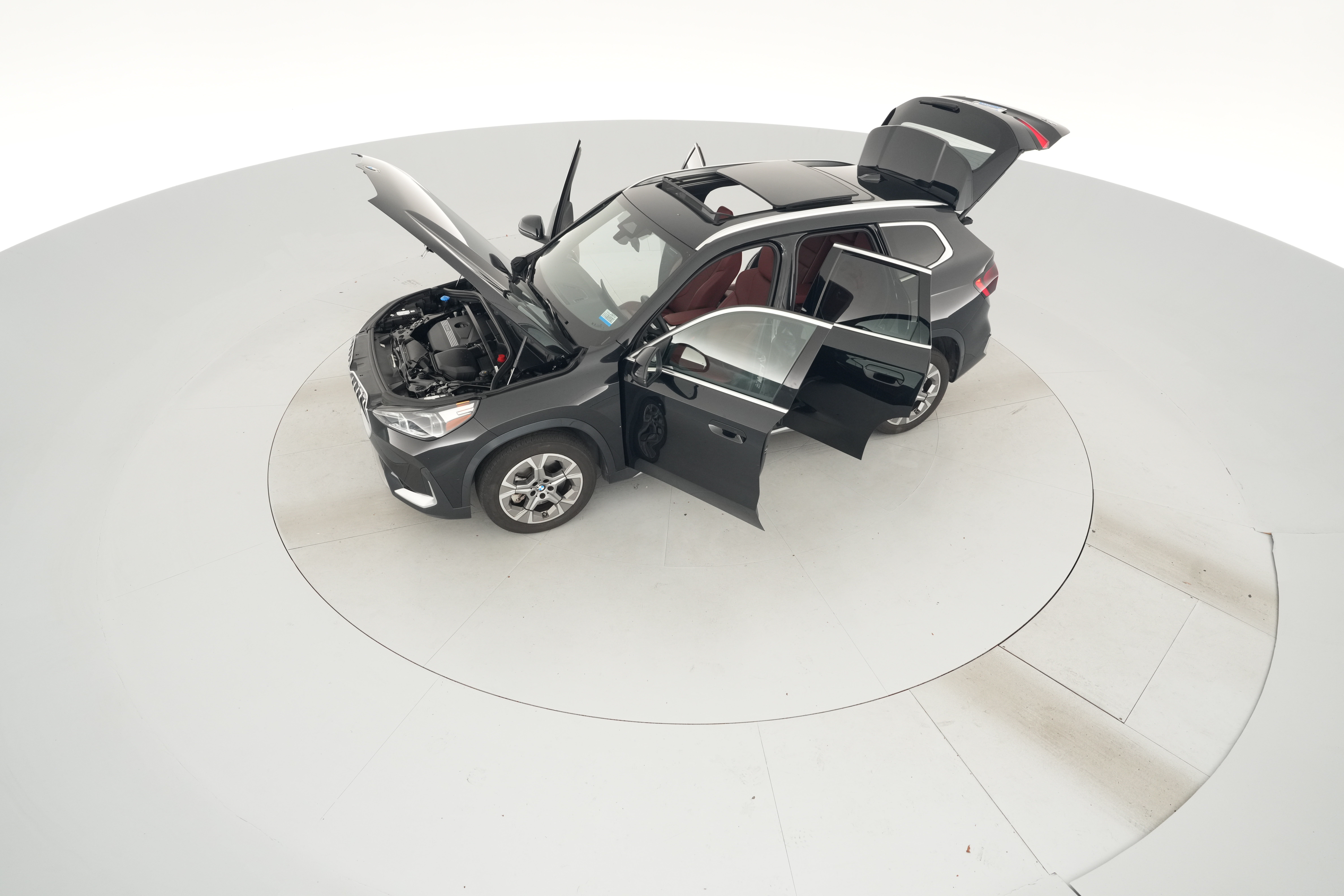 2026 BMW X1 28i - Photo 44