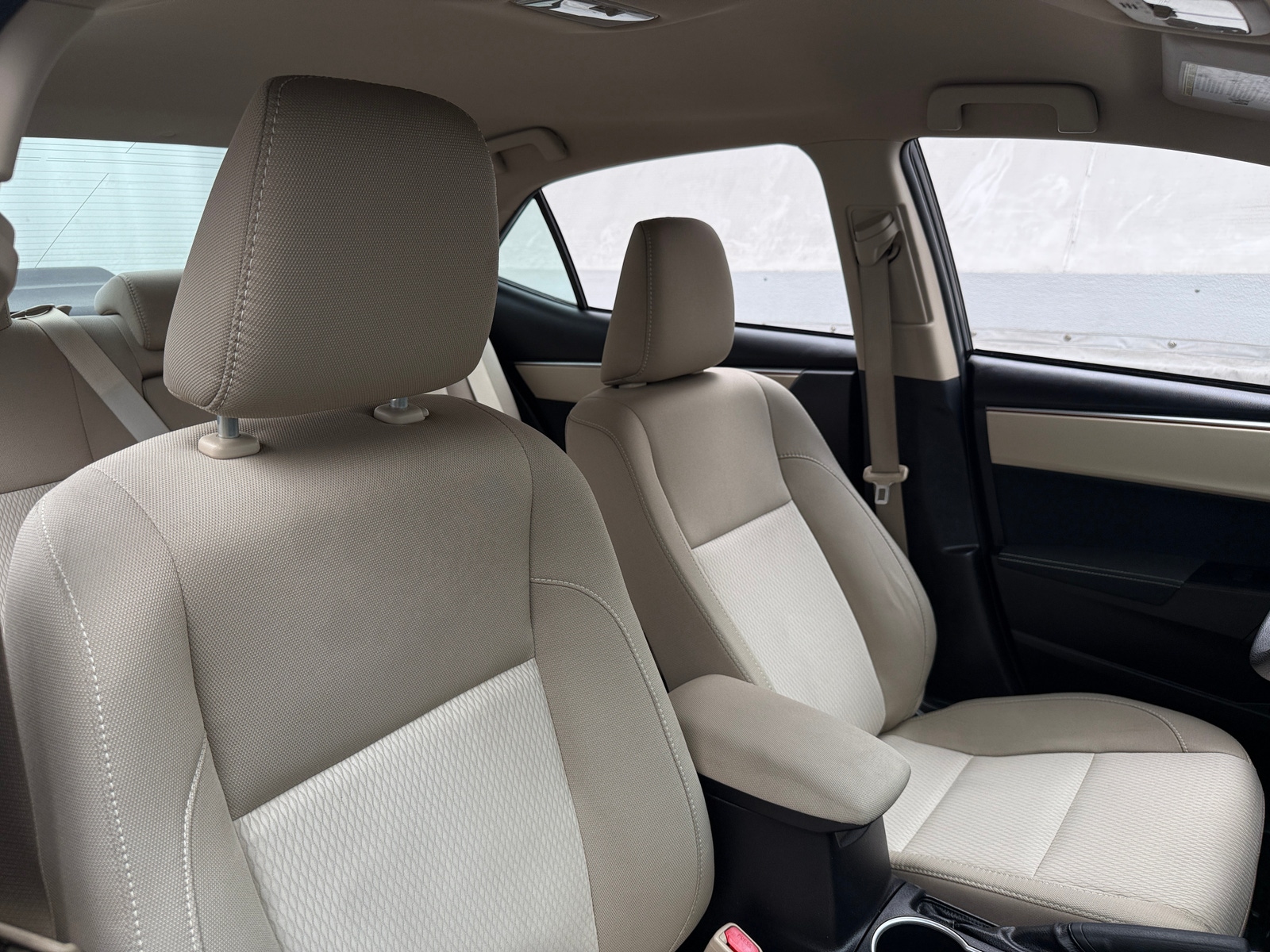 Thumbnail: 2016 Toyota Corolla - 2