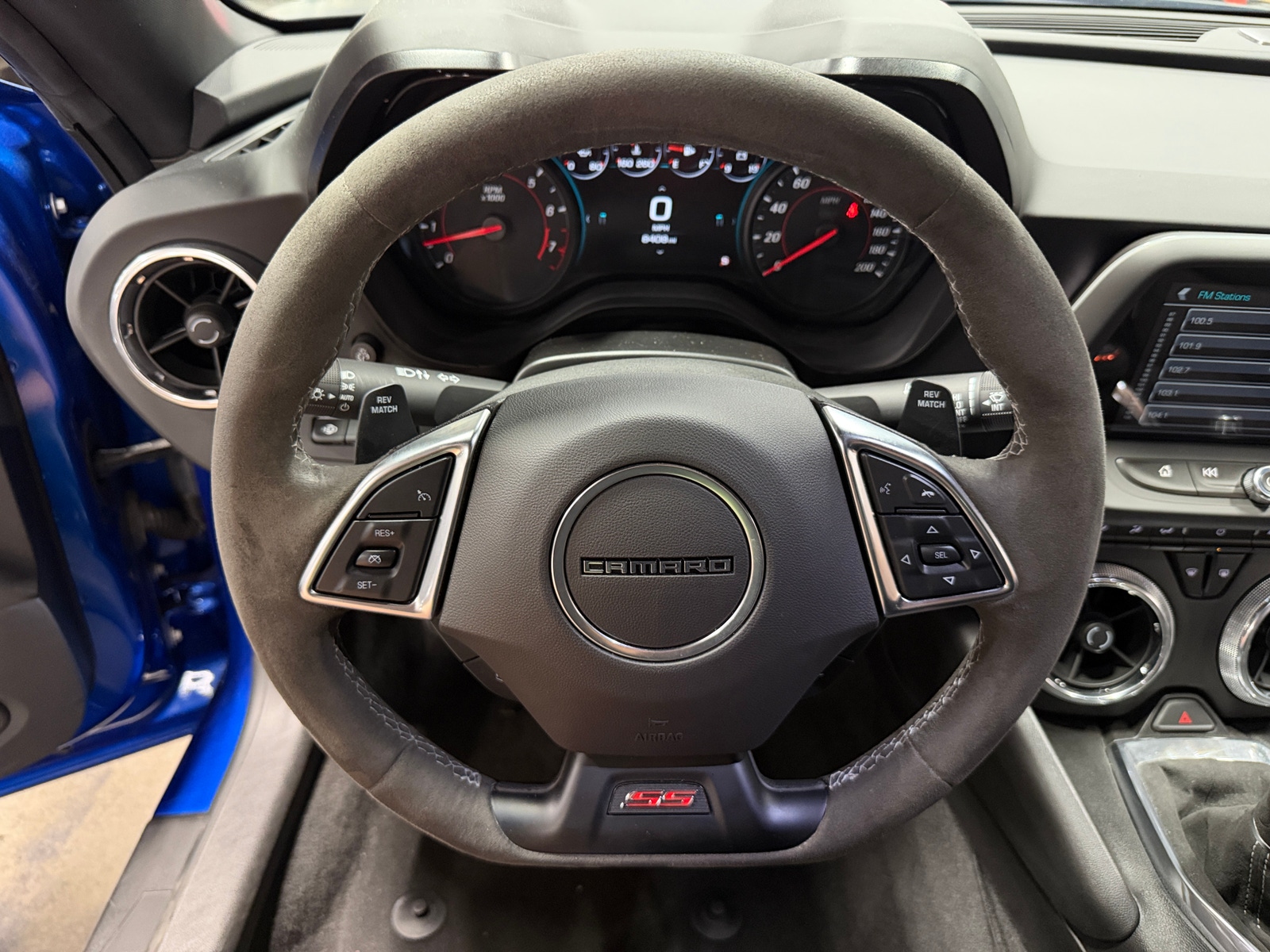 Thumbnail: 2018 Chevrolet Camaro - 3