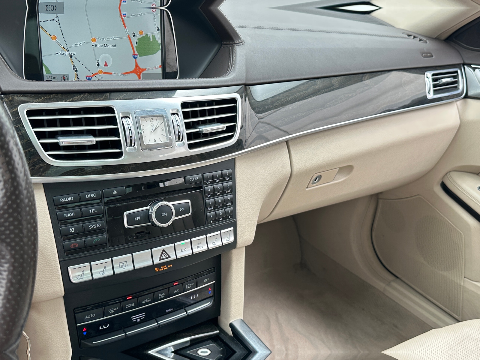 Thumbnail: 2015 Mercedes-Benz E-Class - 3