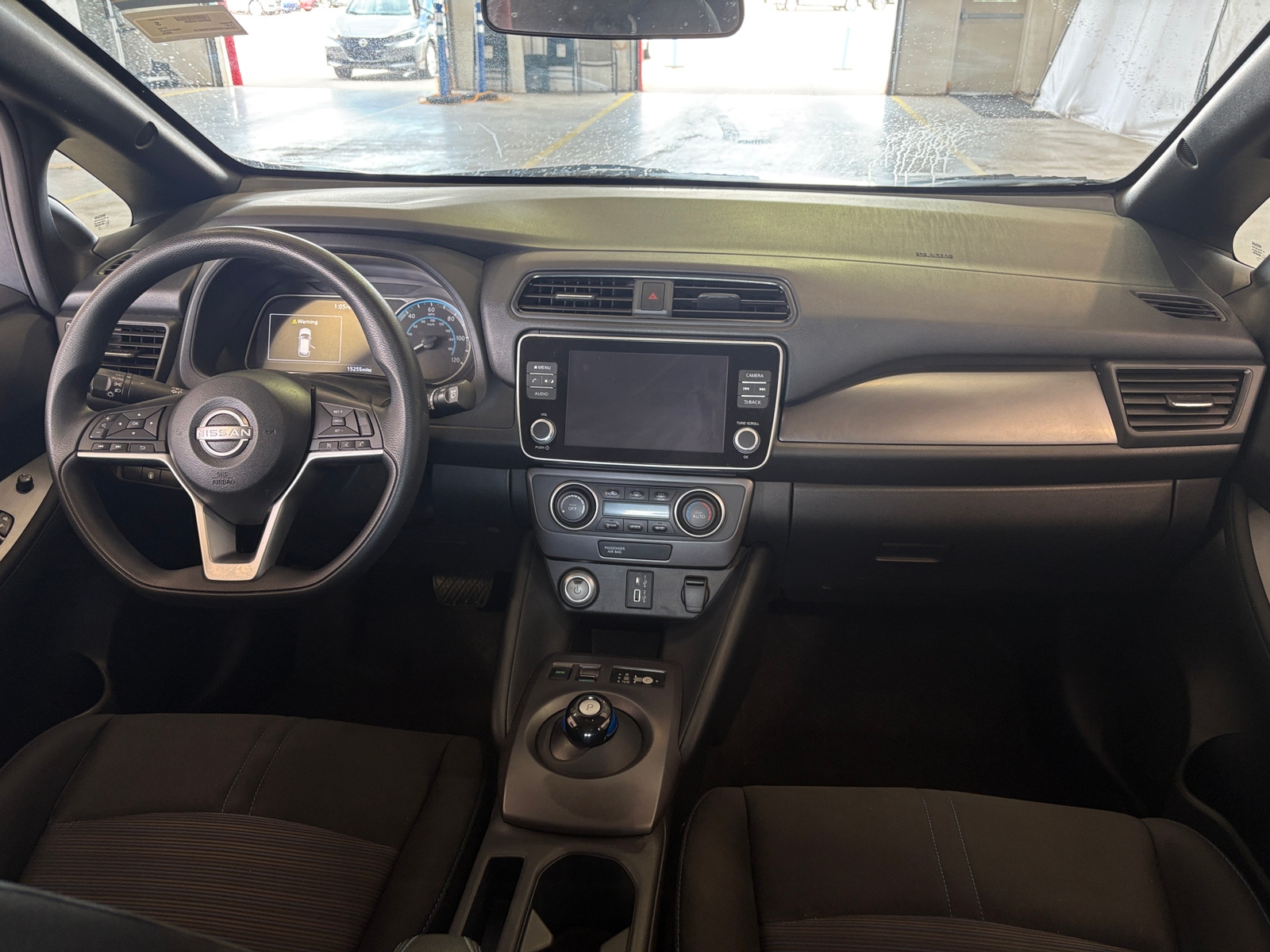 Thumbnail: 2025 Nissan Leaf - 3
