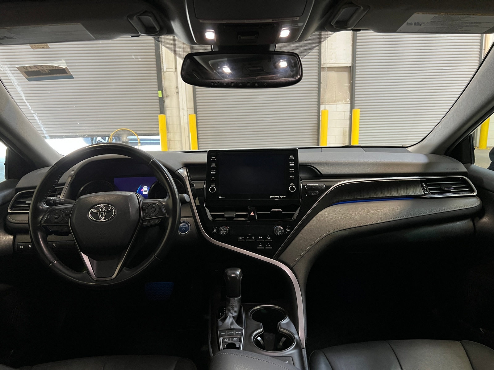 Thumbnail: 2022 Toyota Camry - 3