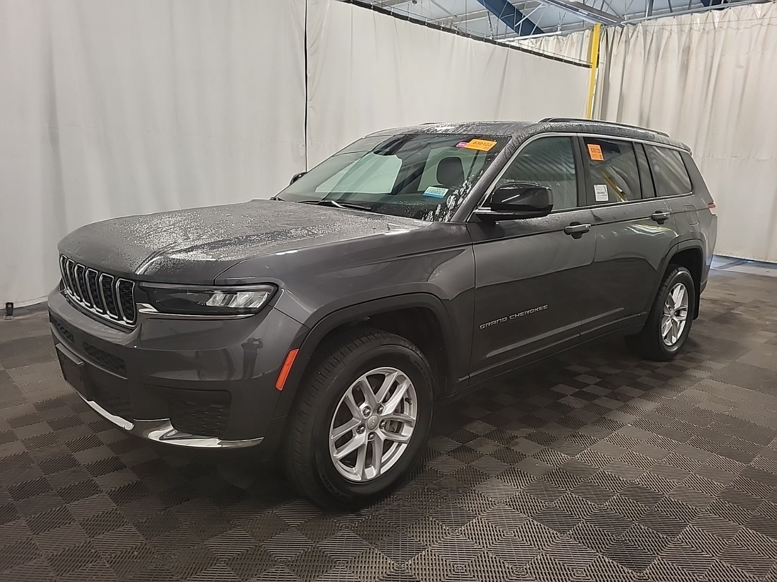 2022 Jeep Grand Cherokee L Laredo