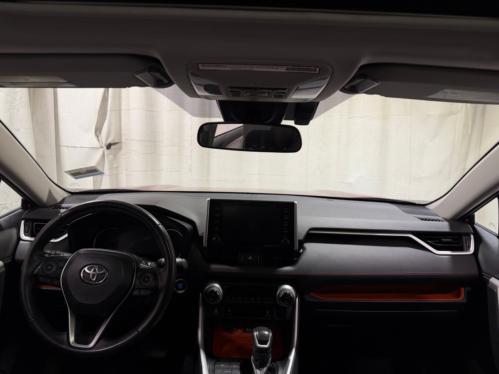 Thumbnail: 2019 Toyota RAV4 - 2