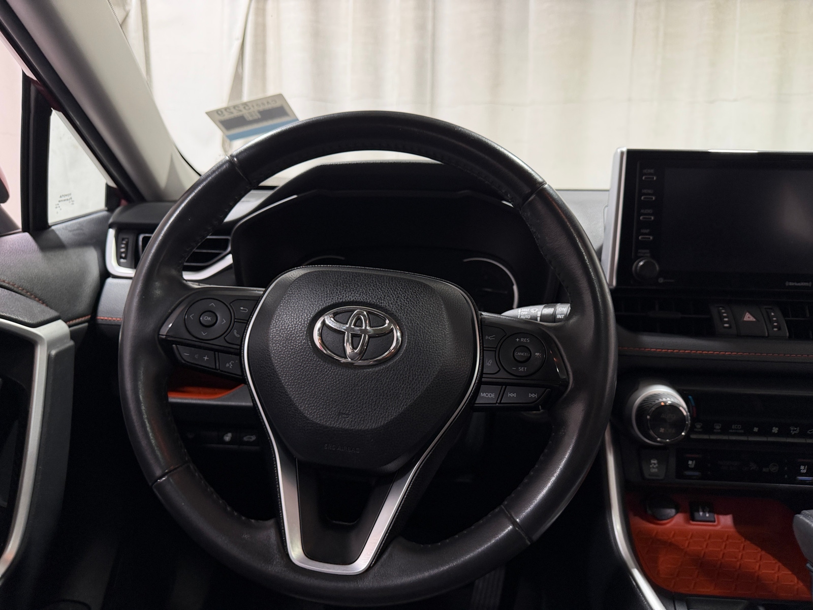 Thumbnail: 2019 Toyota RAV4 - 4