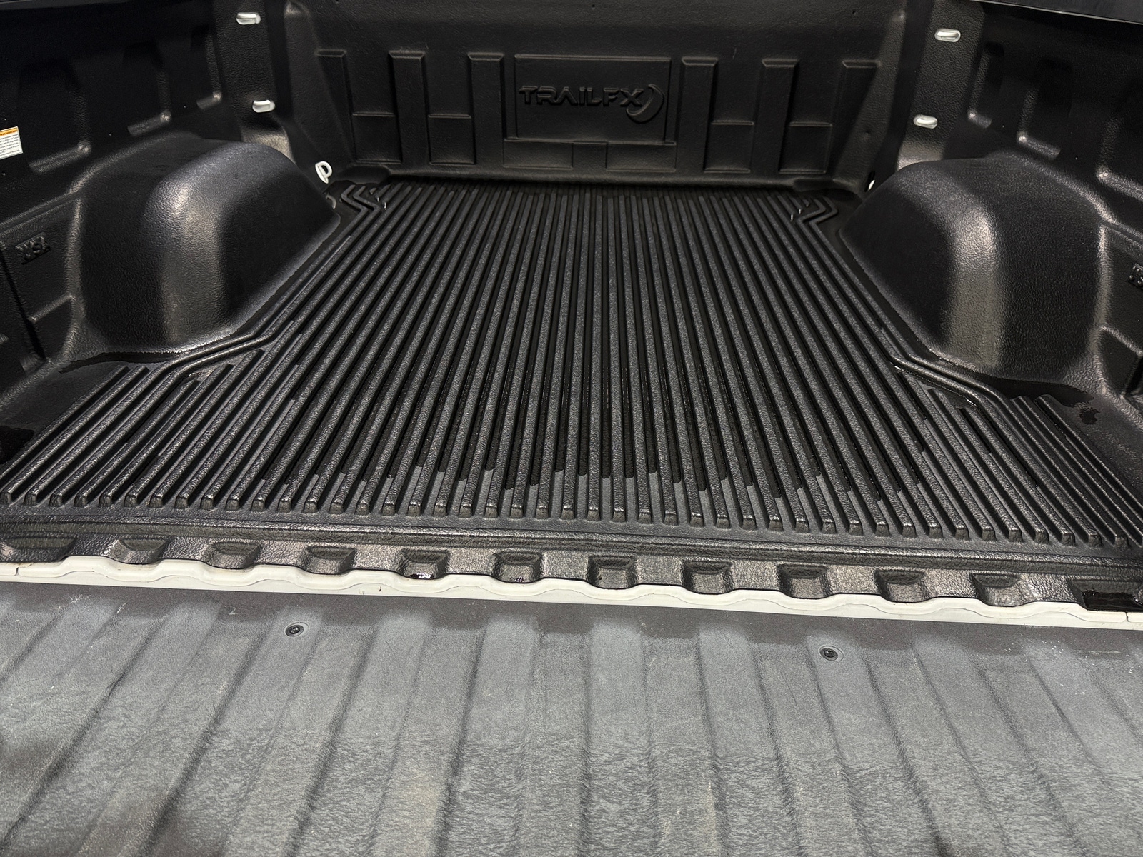Thumbnail: 2023 Chevrolet Silverado 1500 - 6